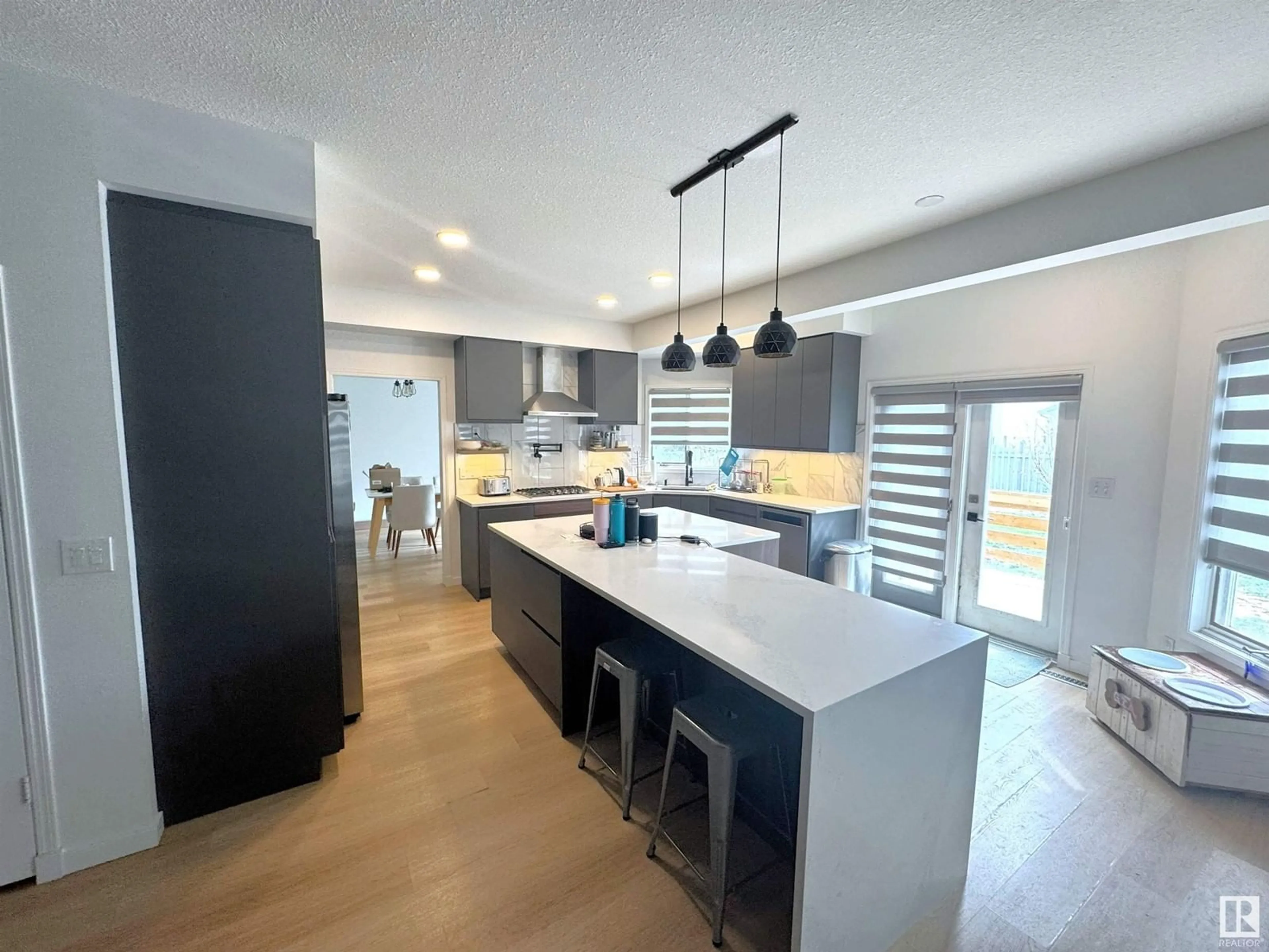 Open concept kitchen, unknown for 18827 51 AV, Edmonton Alberta T6M2K9