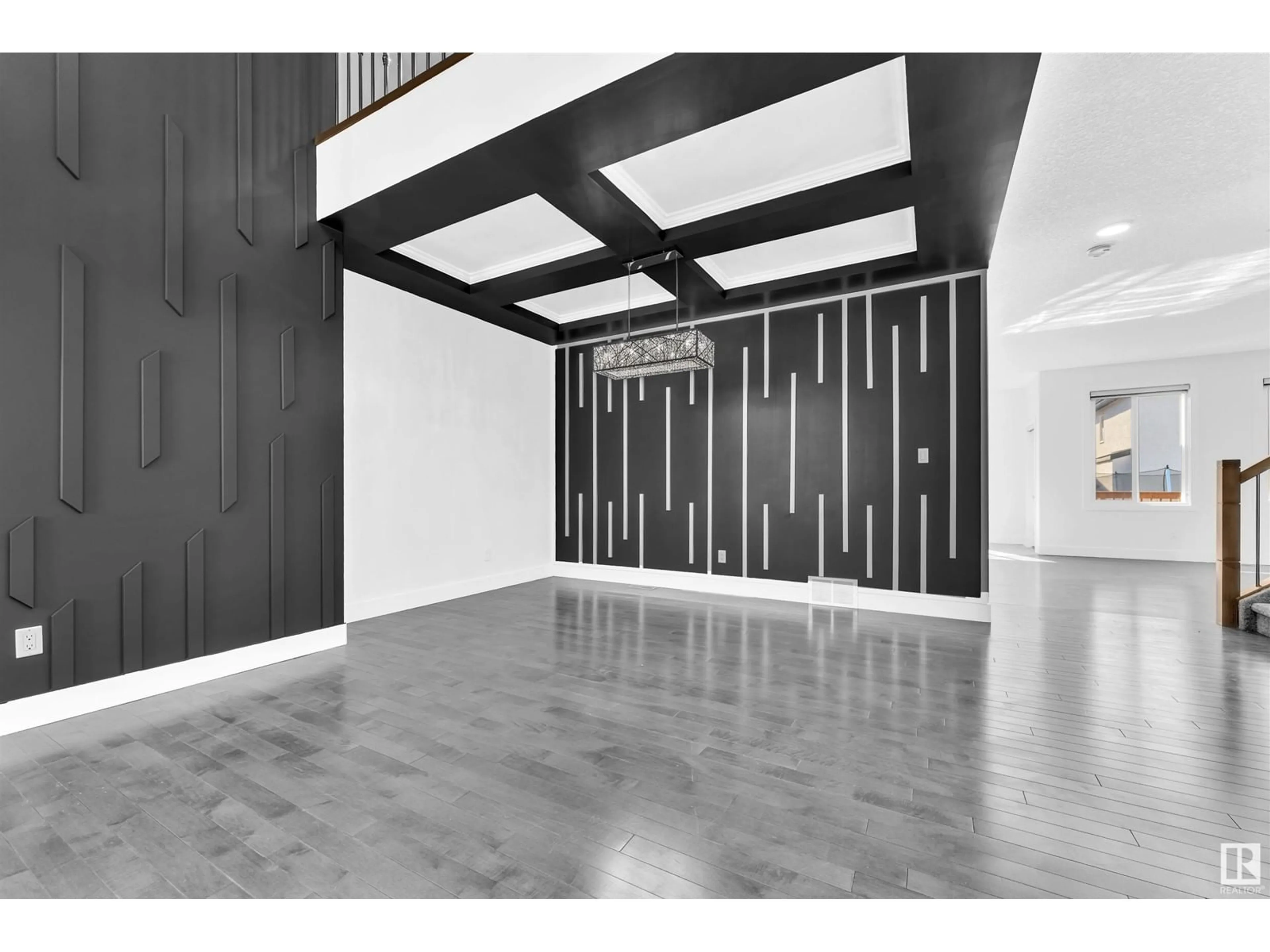 Indoor foyer for NW - 17208 60 ST, Edmonton Alberta T5Y3W3