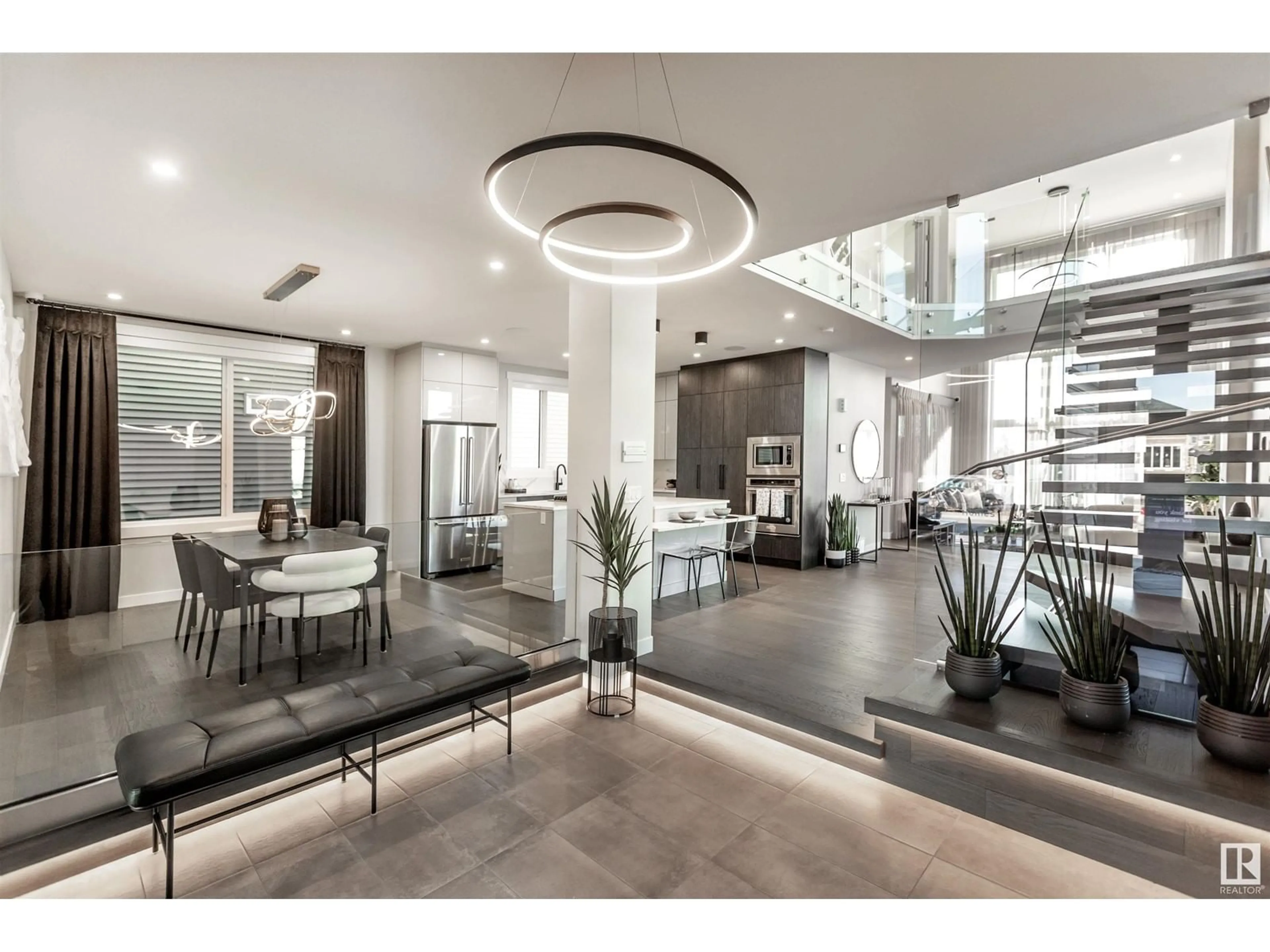 Lobby for SW - 15807 30 AV, Edmonton Alberta T6W4X3