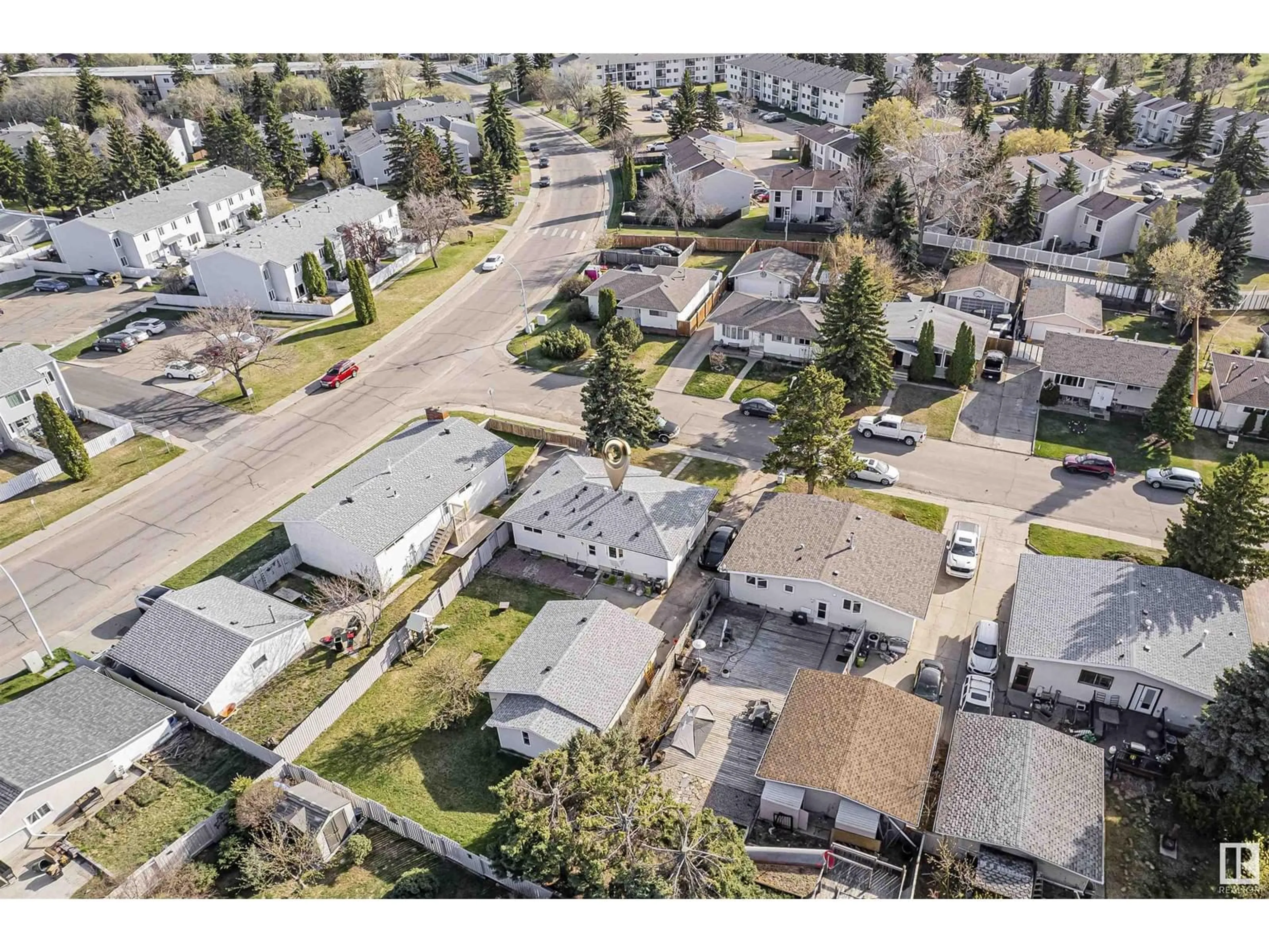 A pic from outside/outdoor area/front of a property/back of a property/a pic from drone, street for NW - 5510 145A AV, Edmonton Alberta T5A2S1
