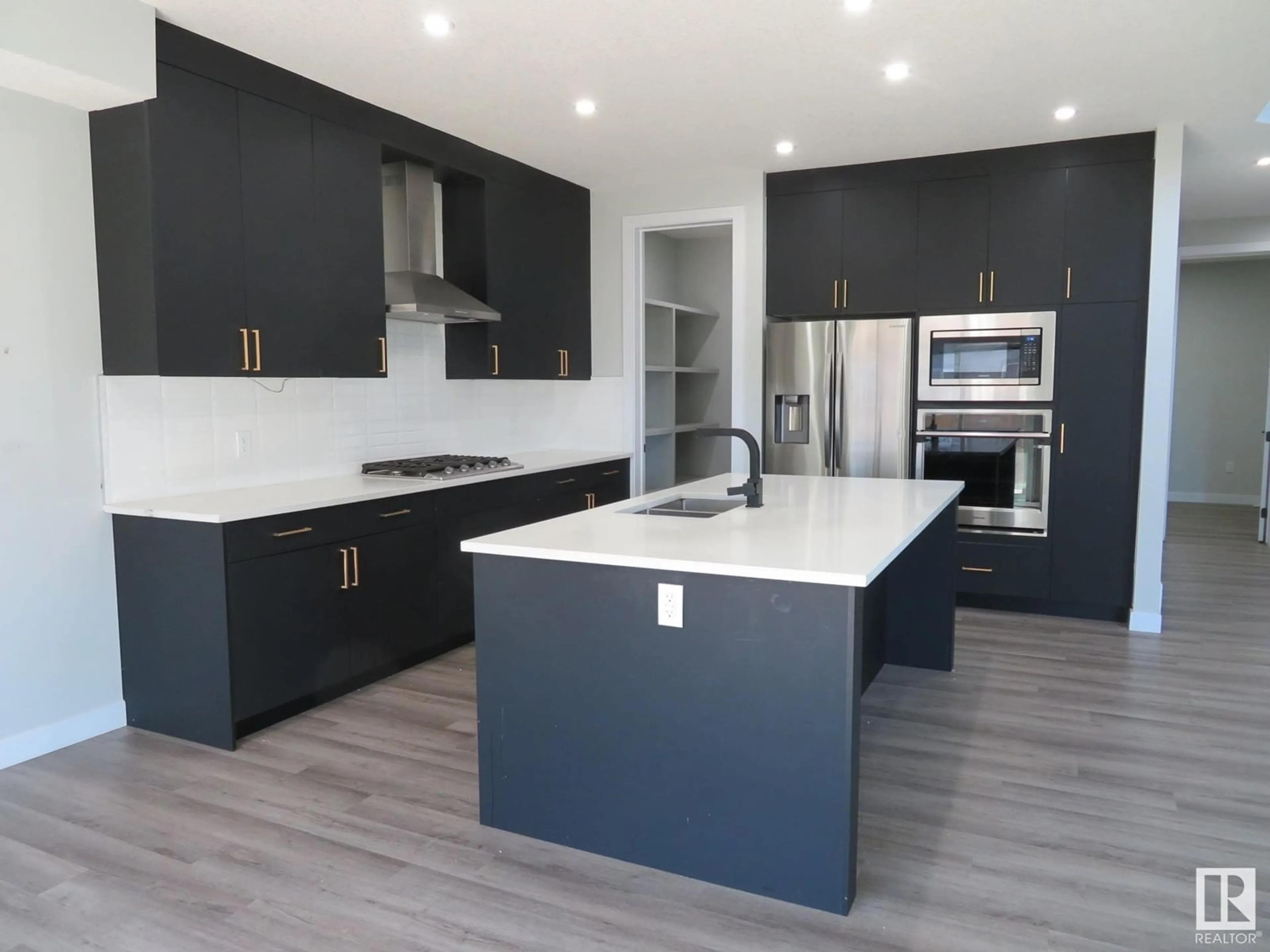Open concept kitchen, unknown for 5386 KIMBALL PL, Edmonton Alberta T6W5E5