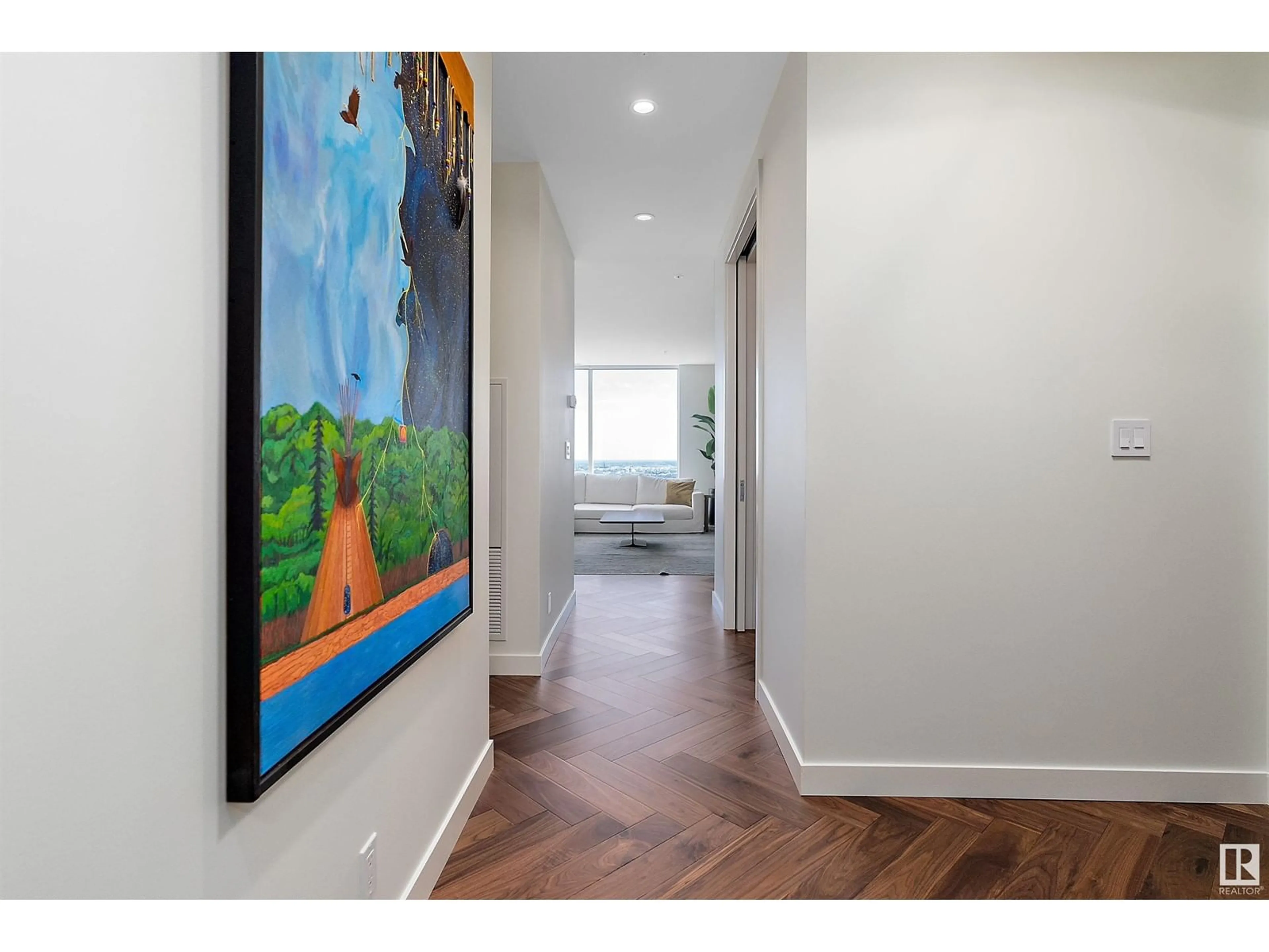 Indoor entryway for NW - 5002 10360 102 ST, Edmonton Alberta T5J0K6