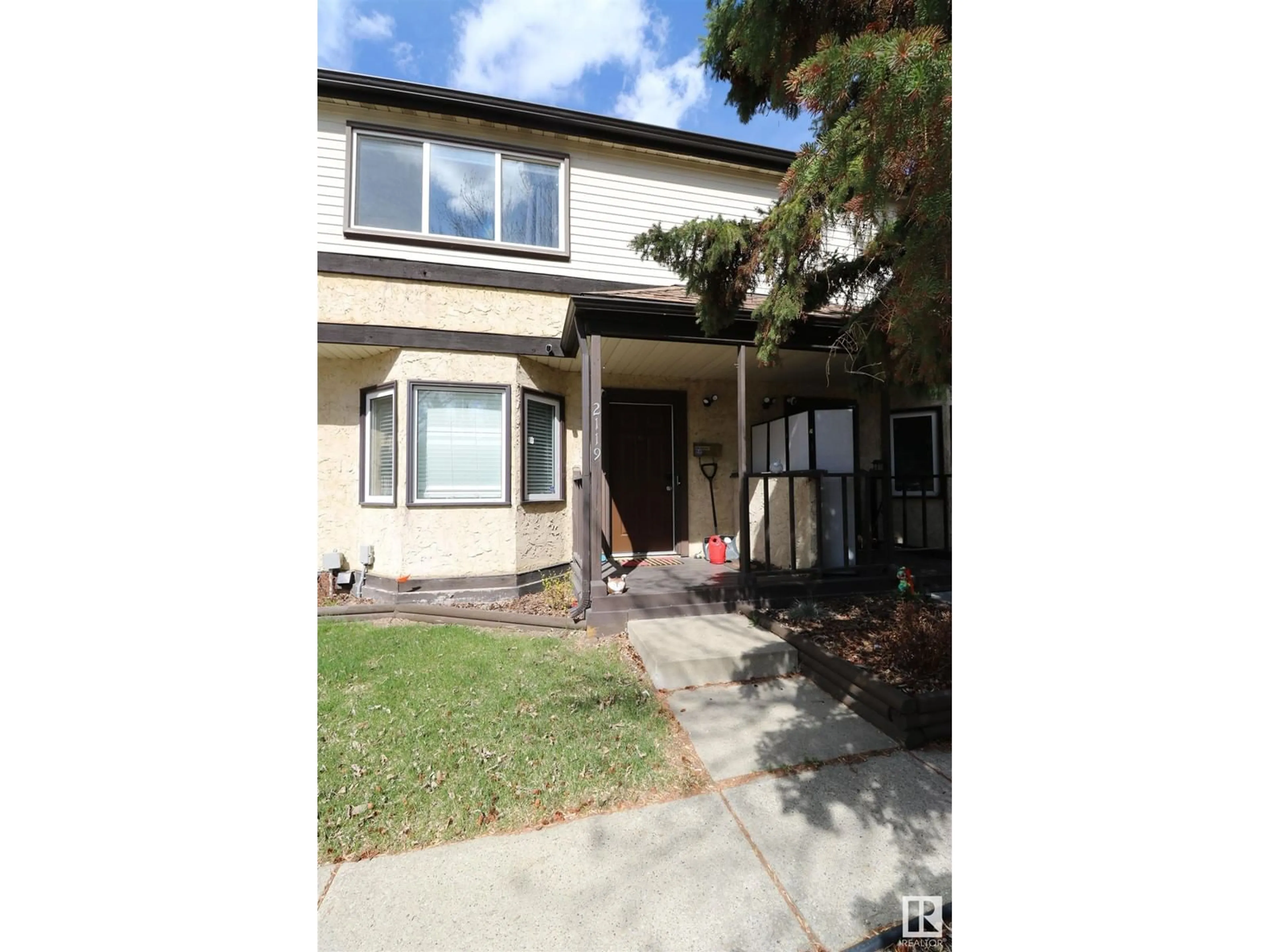 Unknown for 2119 141 AV, Edmonton Alberta T5Y1C4