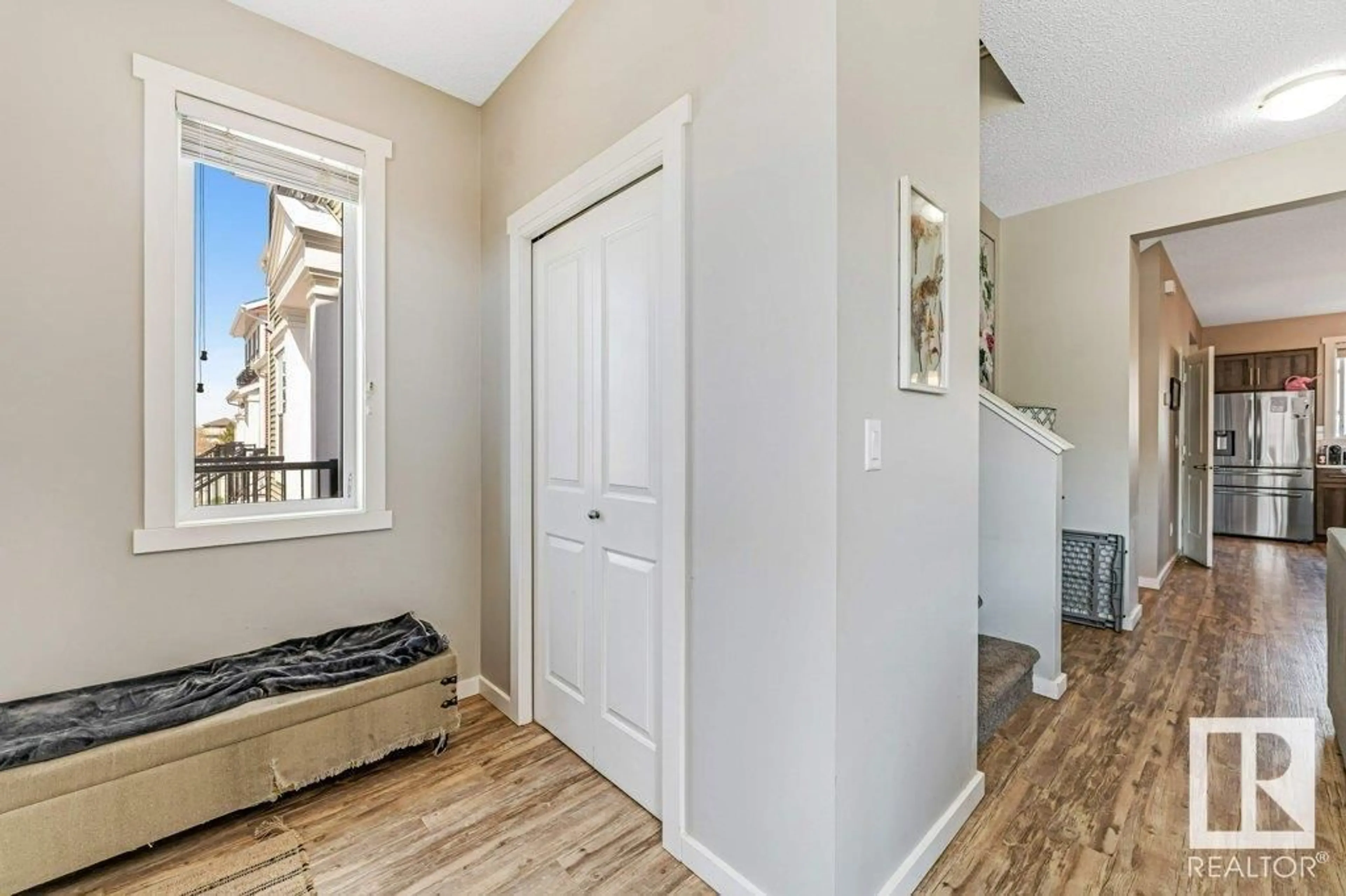Indoor entryway for NW - 1907 24 ST, Edmonton Alberta T6T2C9