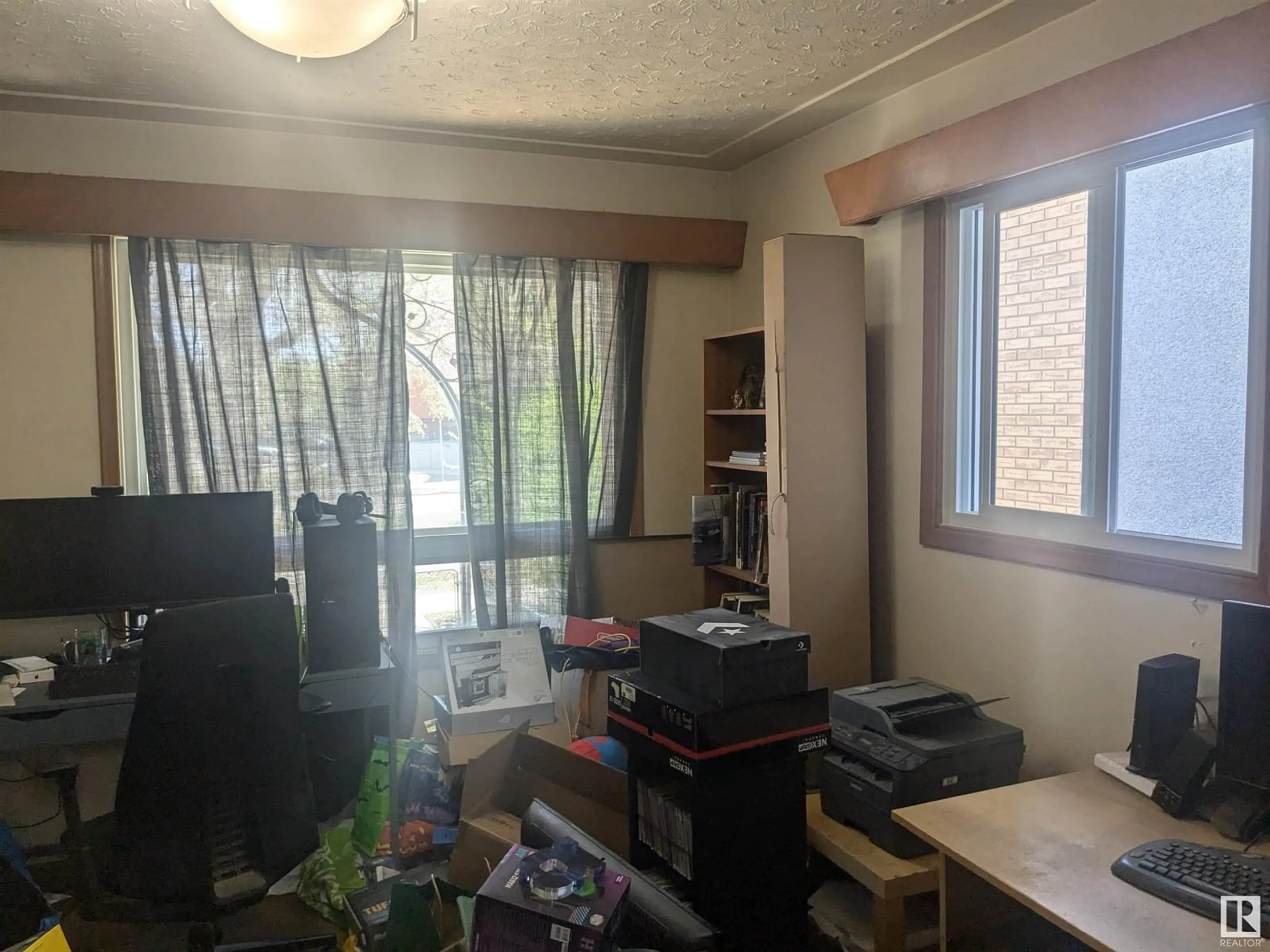 A pic of a room for NW - 8410/8412 104 ST, Edmonton Alberta T6E4G2