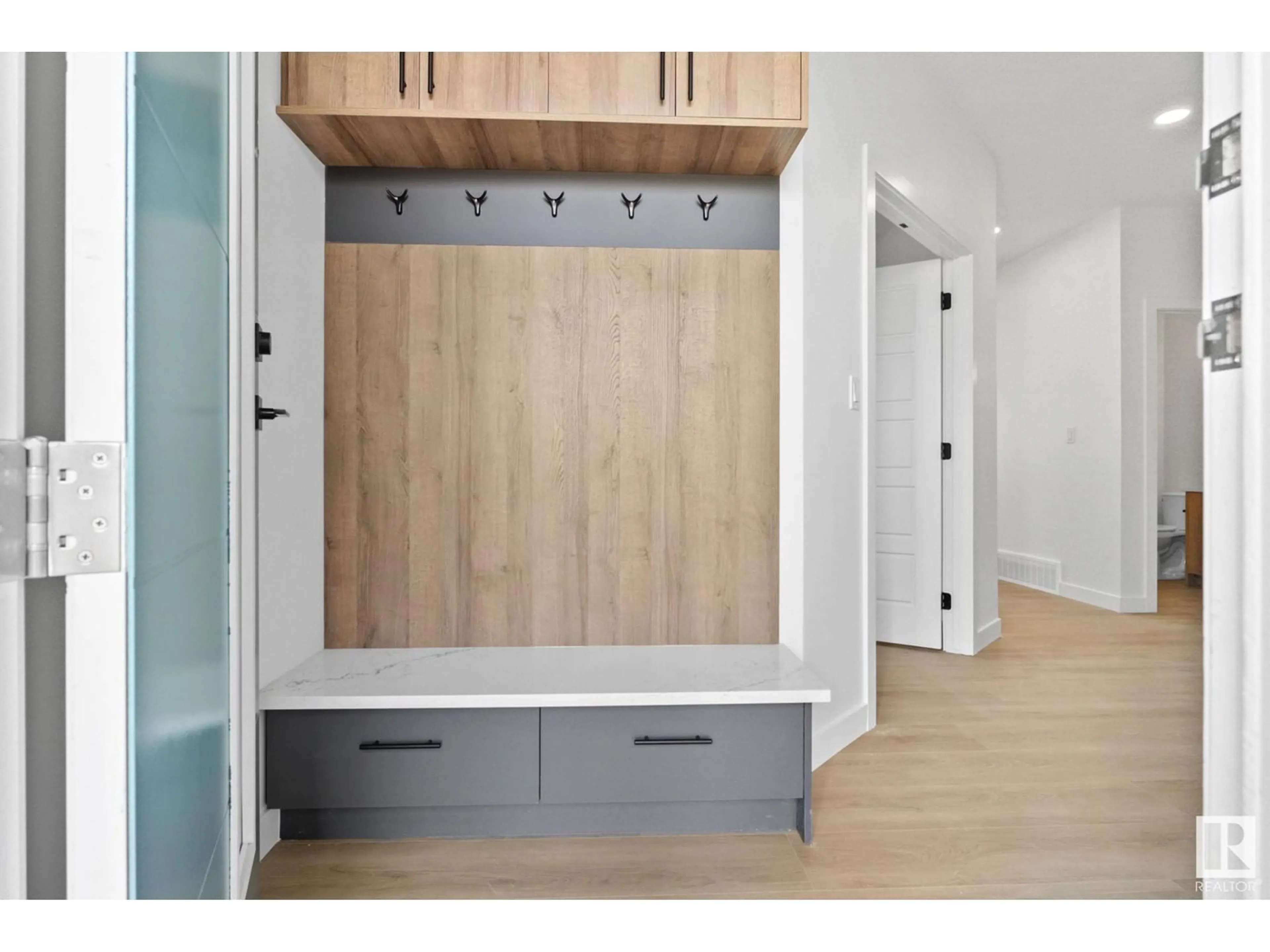 Storage room or clothes room or walk-in closet for 36 SUN MEADOWS CL, Stony Plain Alberta T7Z0K1
