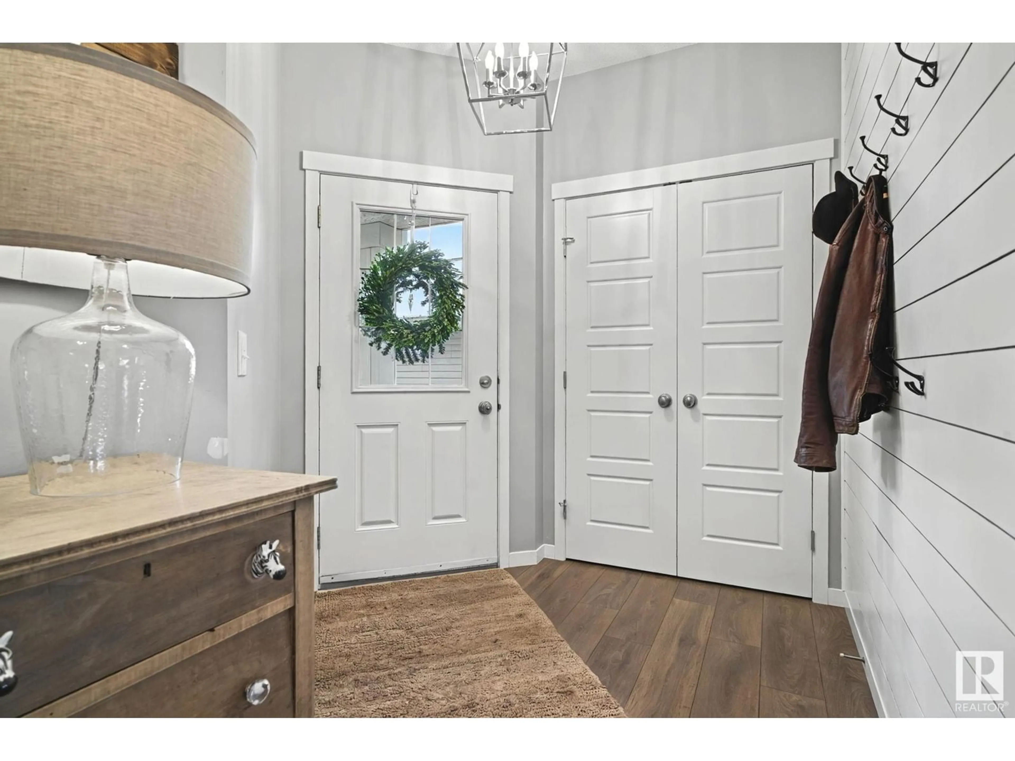 Indoor entryway for 46 SANTANA CR, Fort Saskatchewan Alberta T8L0N8