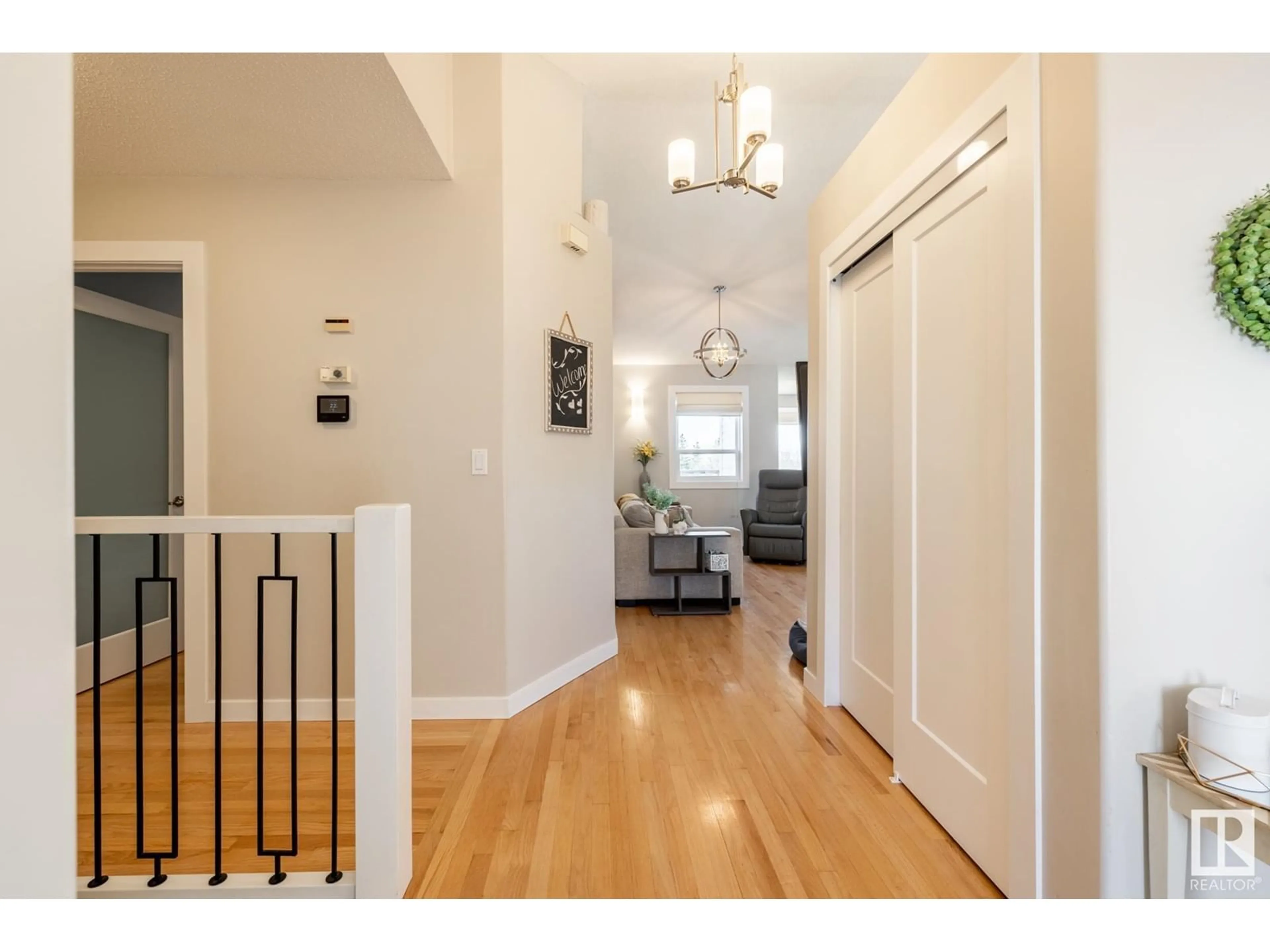 Indoor entryway for 19 55312 RGE ROAD 241, Rural Sturgeon County Alberta T8T1X6