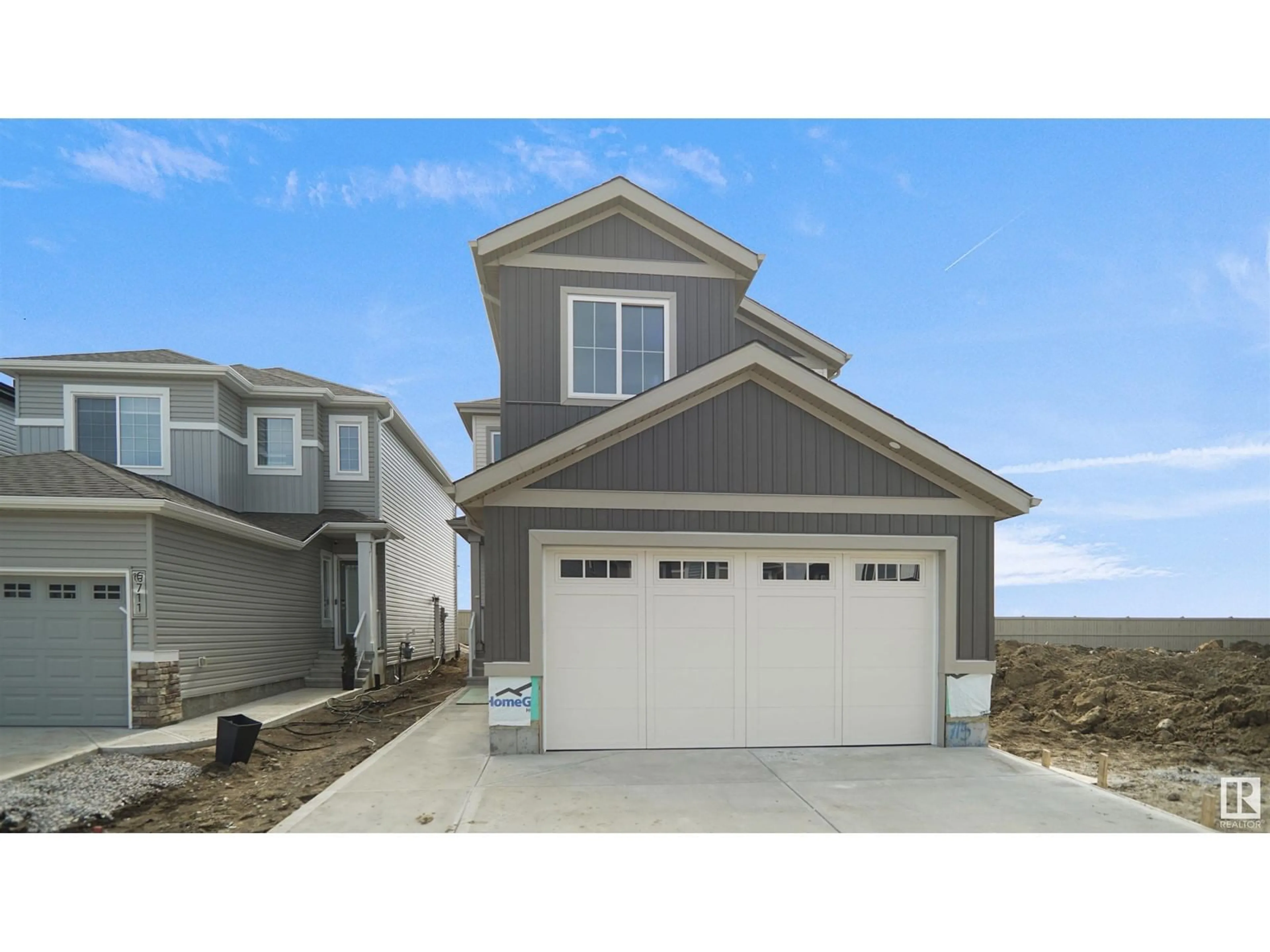 Home with vinyl exterior material, unknown for 707 31 AV, Edmonton Alberta T6T2V6