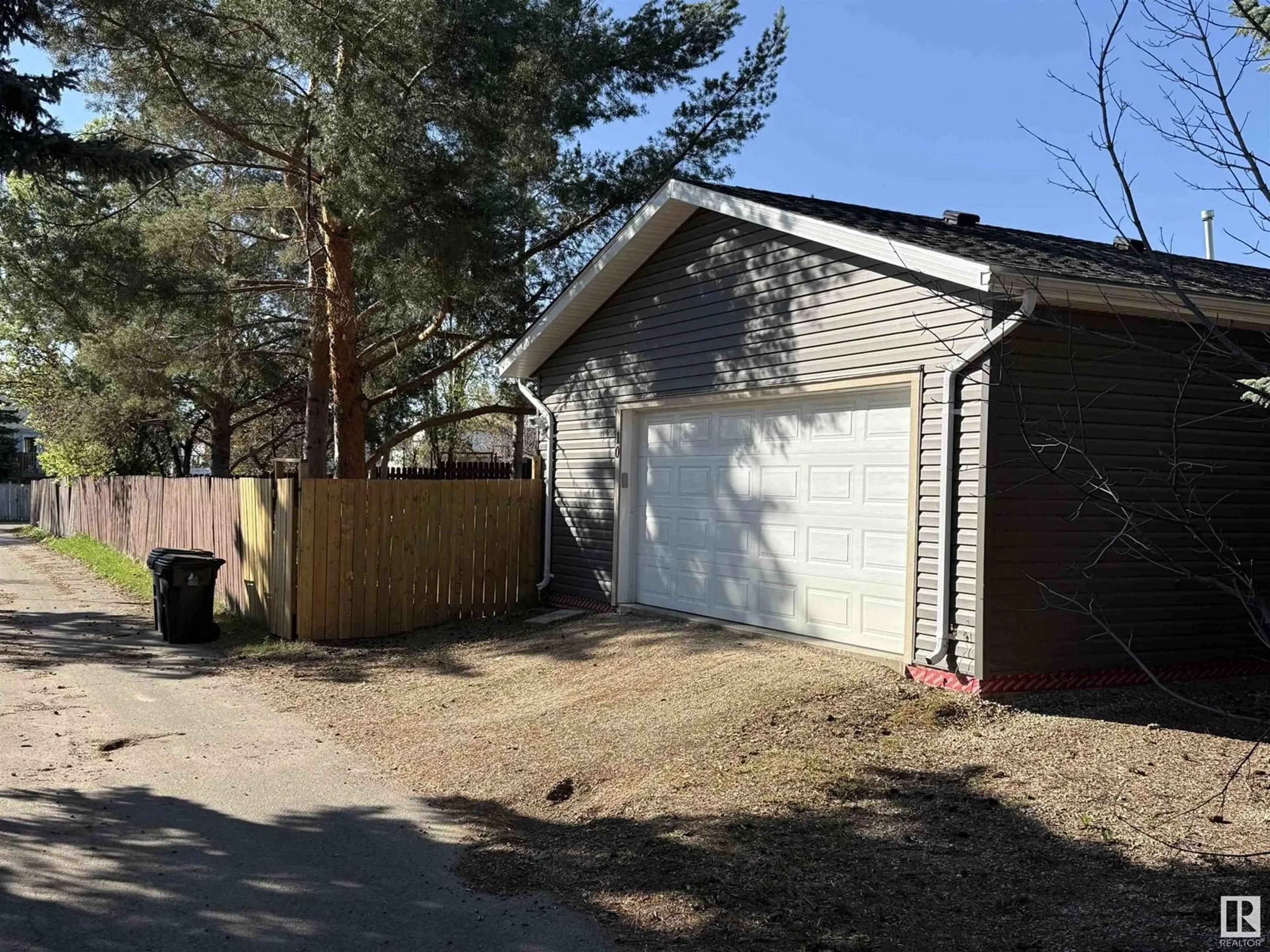 Shed for 10 GROAT PL, Spruce Grove Alberta T7X1Z5