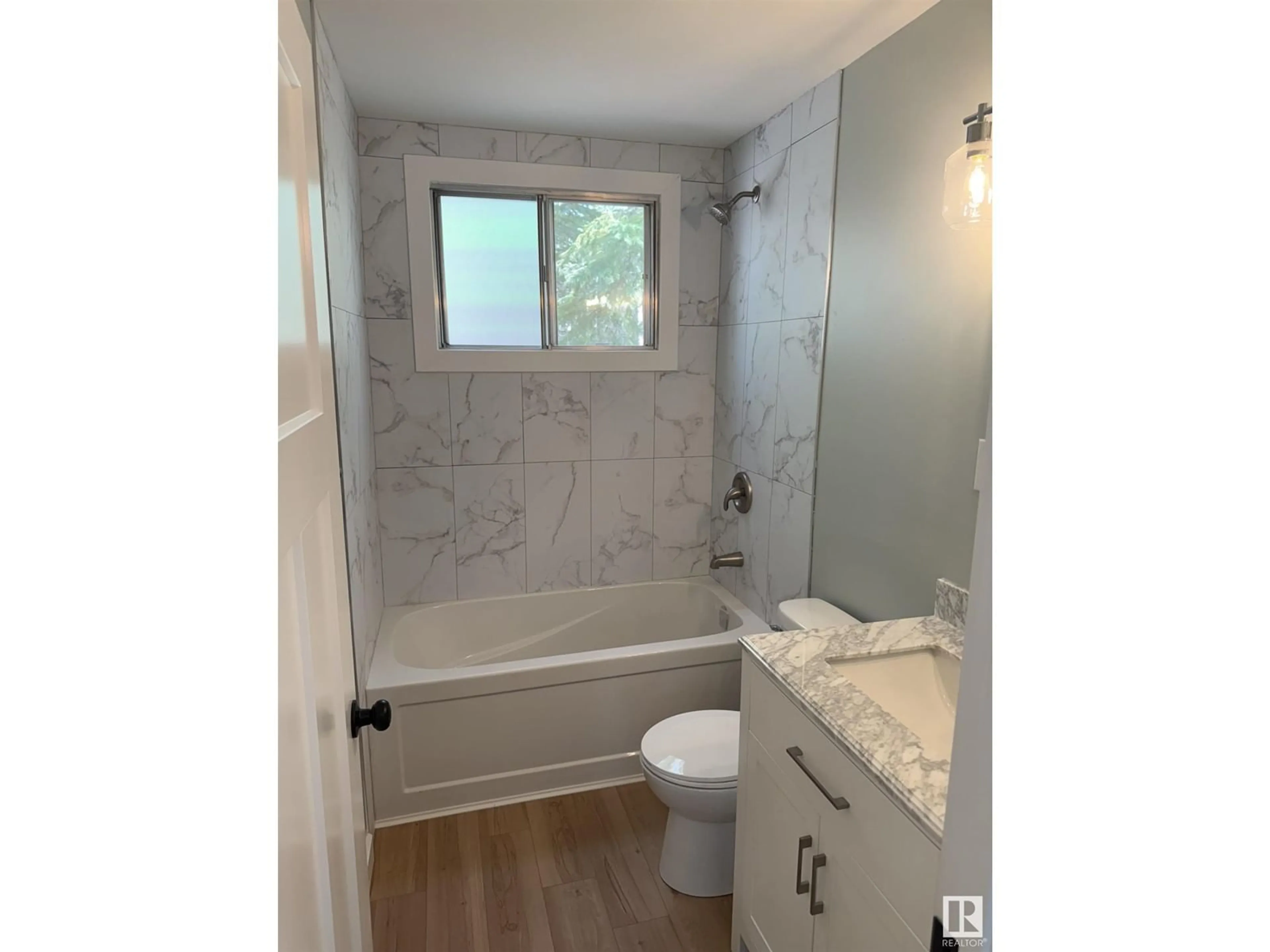 Standard bathroom, ceramic/tile floor for 66 TWP ROAD 480, Rural Wetaskiwin County Alberta T0C2P0