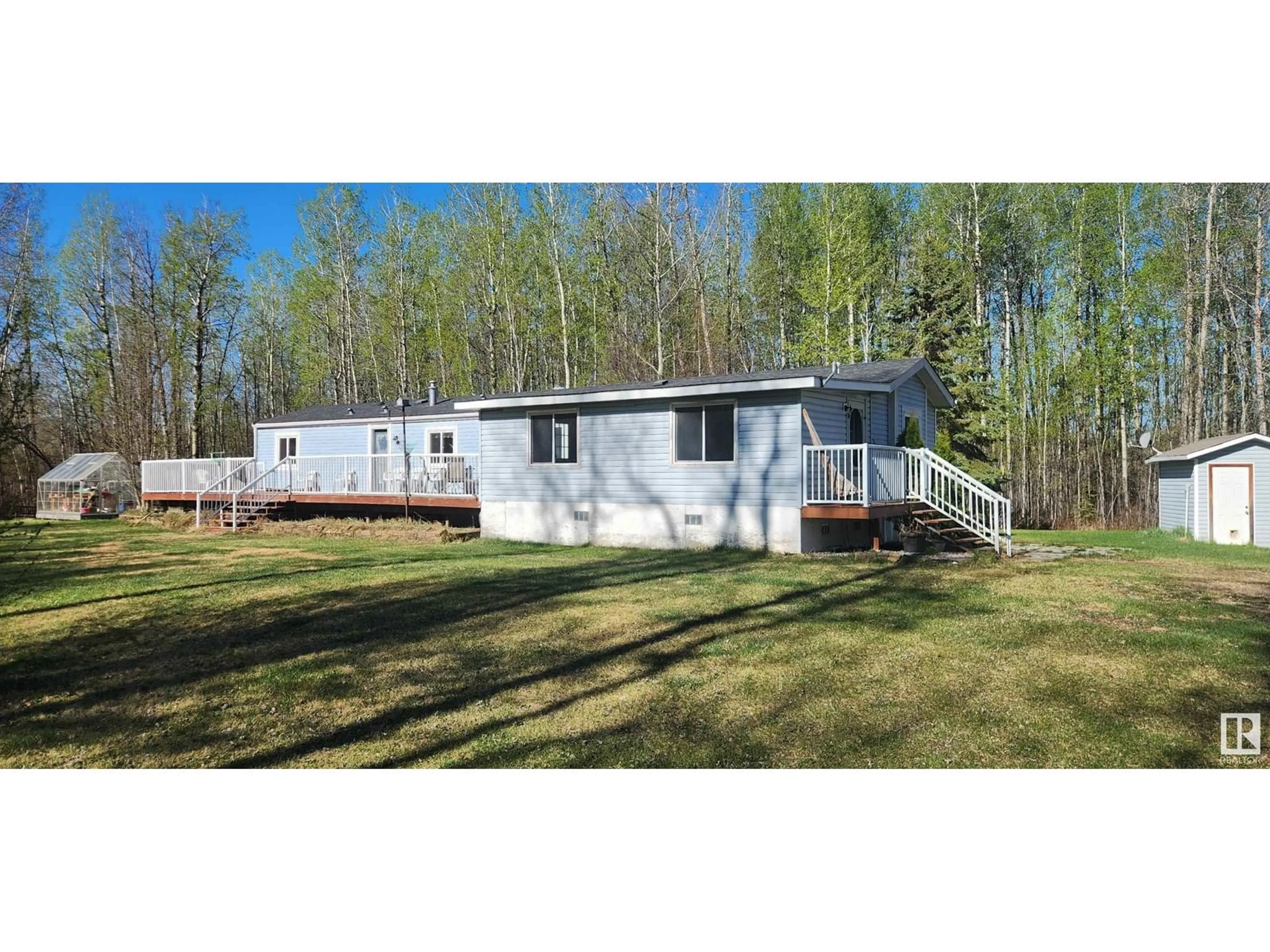 Home with vinyl exterior material, unknown for 801 - 63213 HI, Rural Westlock County Alberta T0G0S0