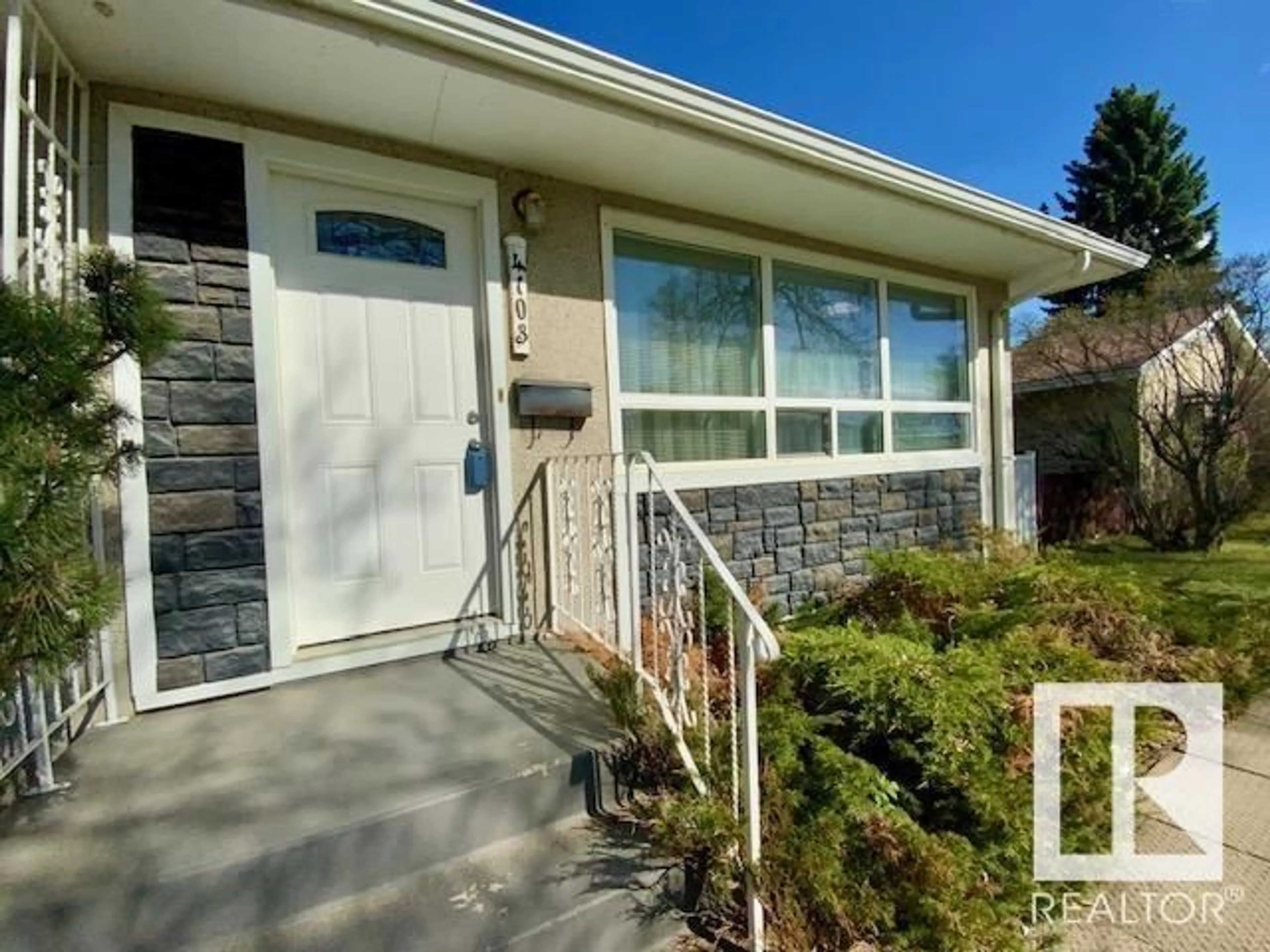 Unknown for 4103 55 ST, Wetaskiwin Alberta T9A1T5