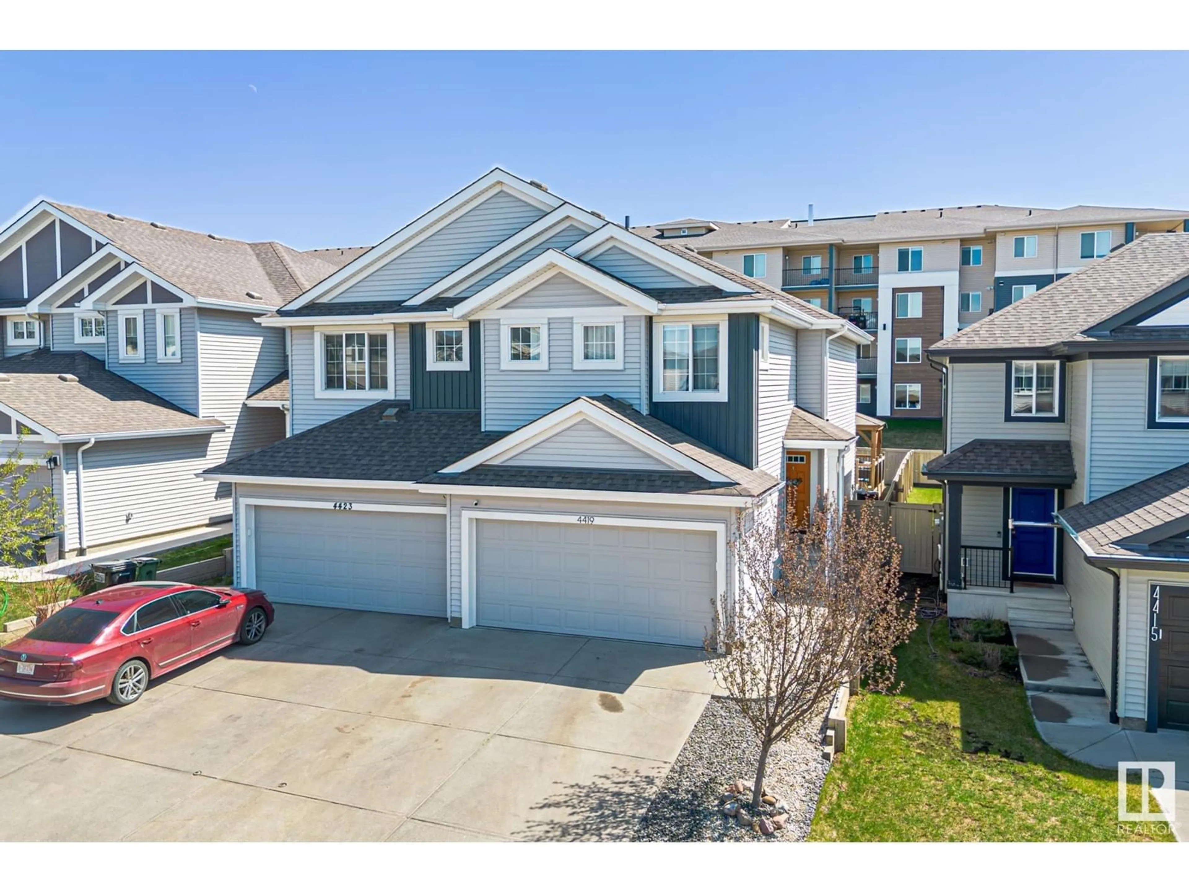 A pic from outside/outdoor area/front of a property/back of a property/a pic from drone, street for 4419 5 ST, Edmonton Alberta T6T0Z9