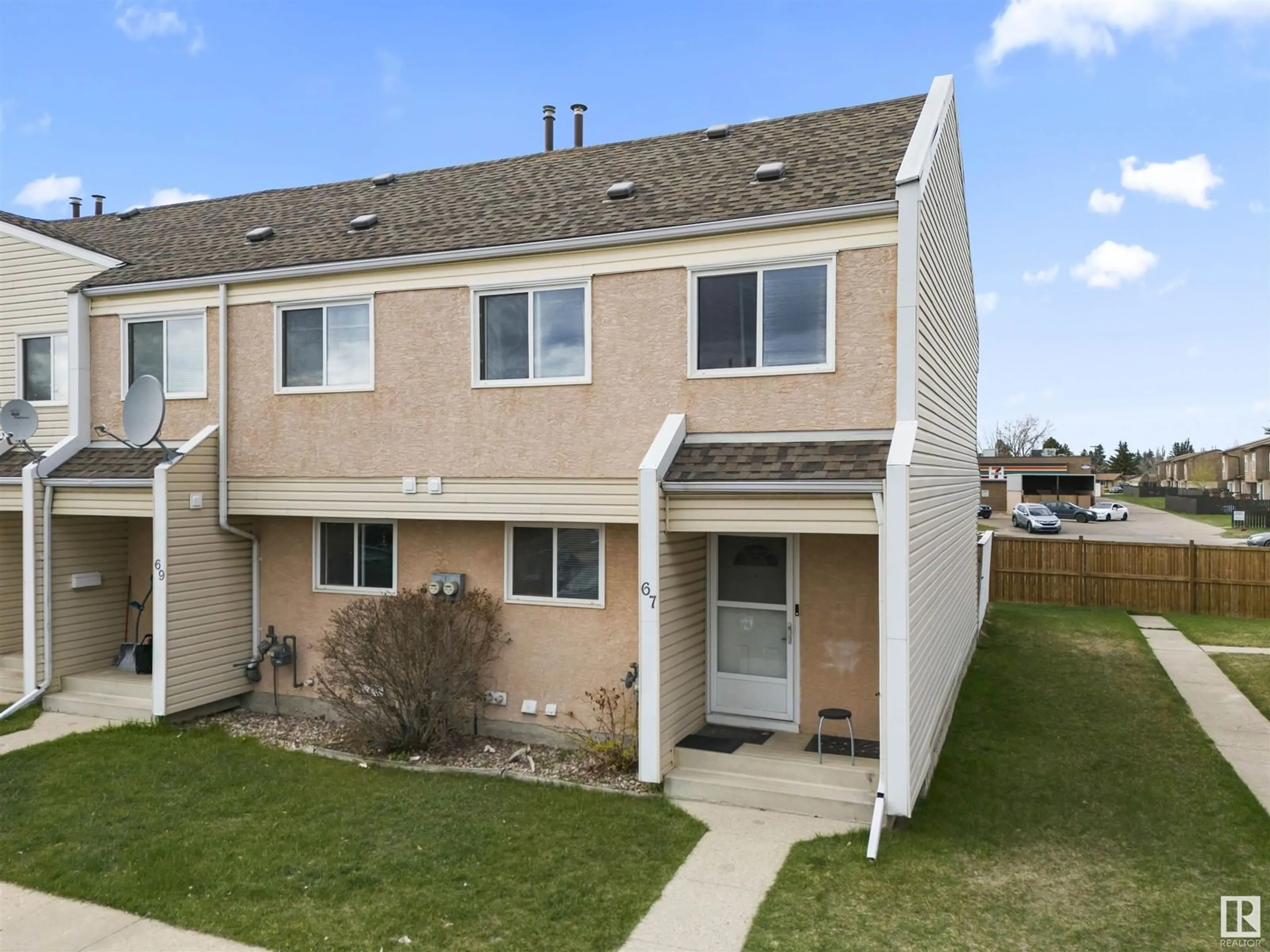 Unknown for 100 - 67 16567 ST, Edmonton Alberta T5X5H4