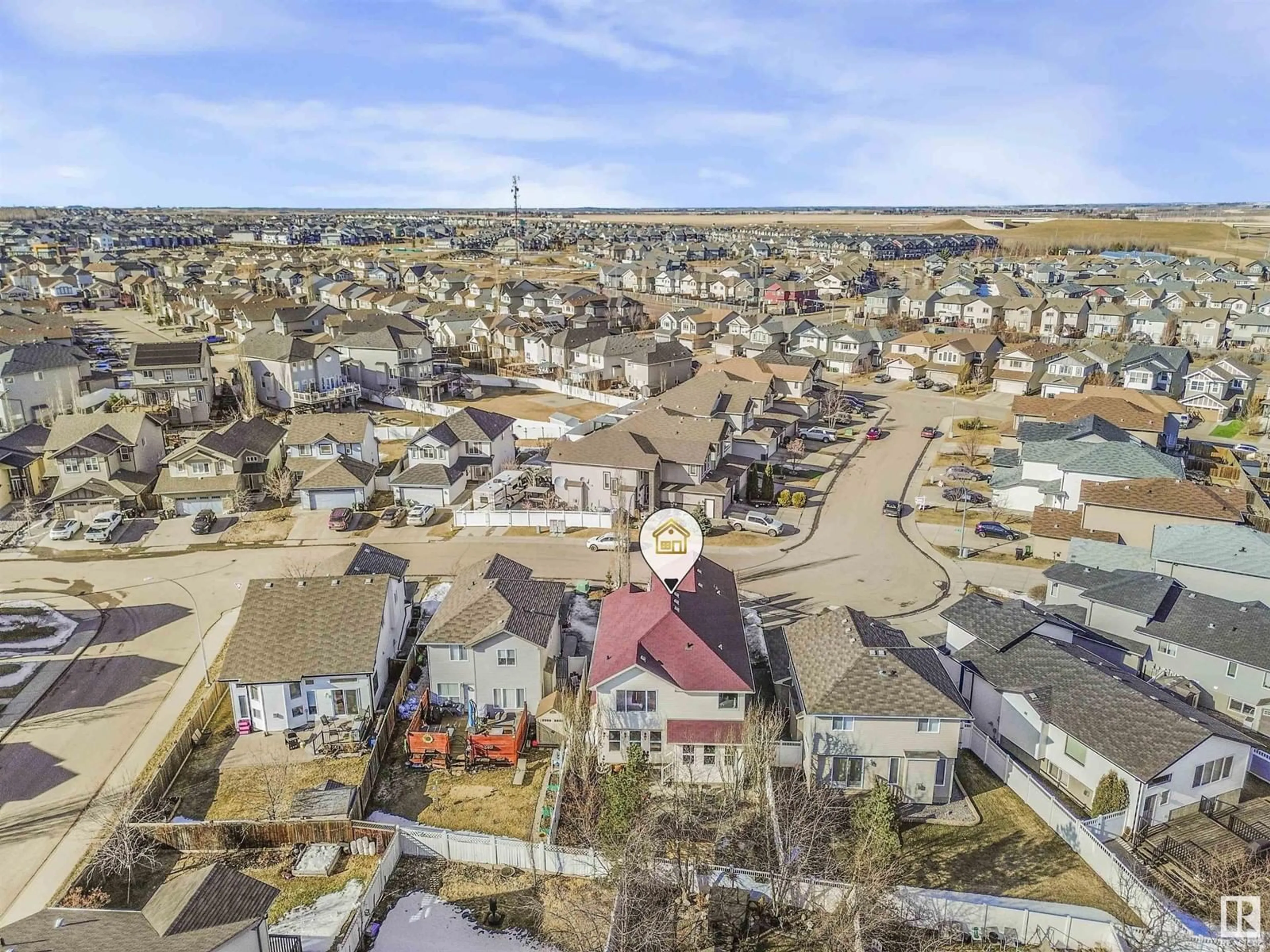 A pic from outside/outdoor area/front of a property/back of a property/a pic from drone, unknown for 3711 163 AV, Edmonton Alberta T5Y0H9