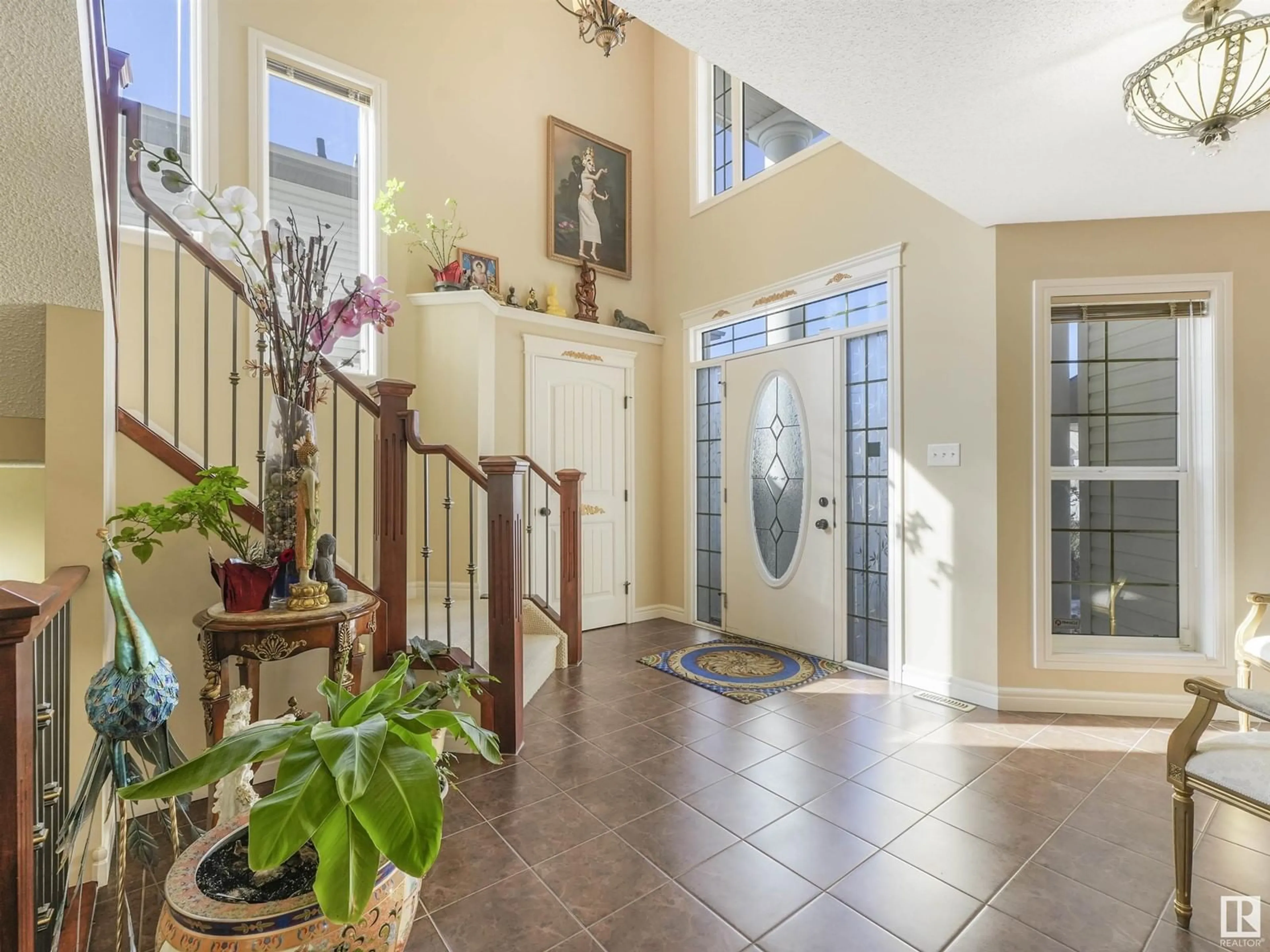 Indoor entryway for 3711 163 AV, Edmonton Alberta T5Y0H9