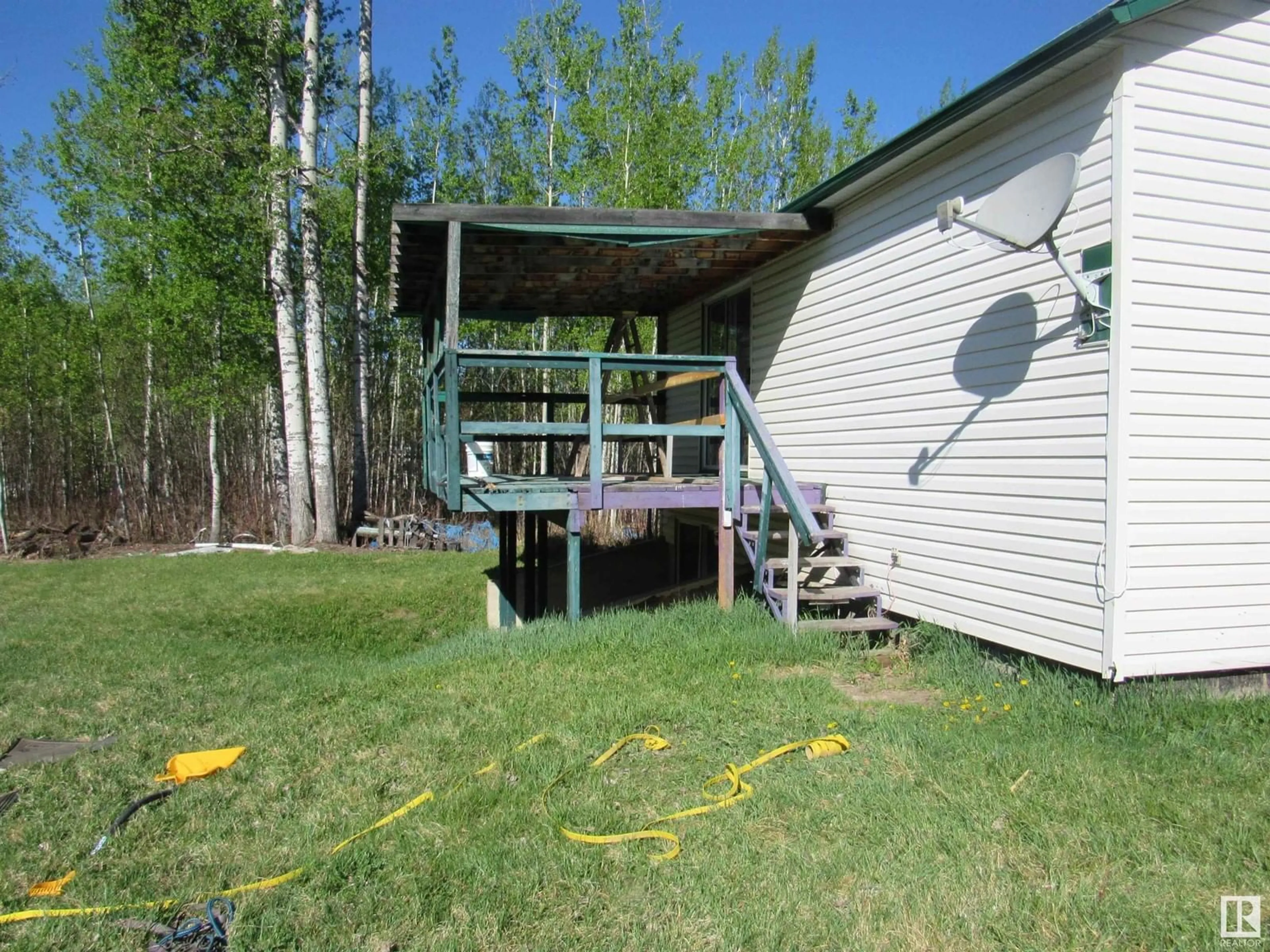 Patio, unknown for 101 57312 RANGE RD 25, Rural Barrhead County Alberta T0E1A0