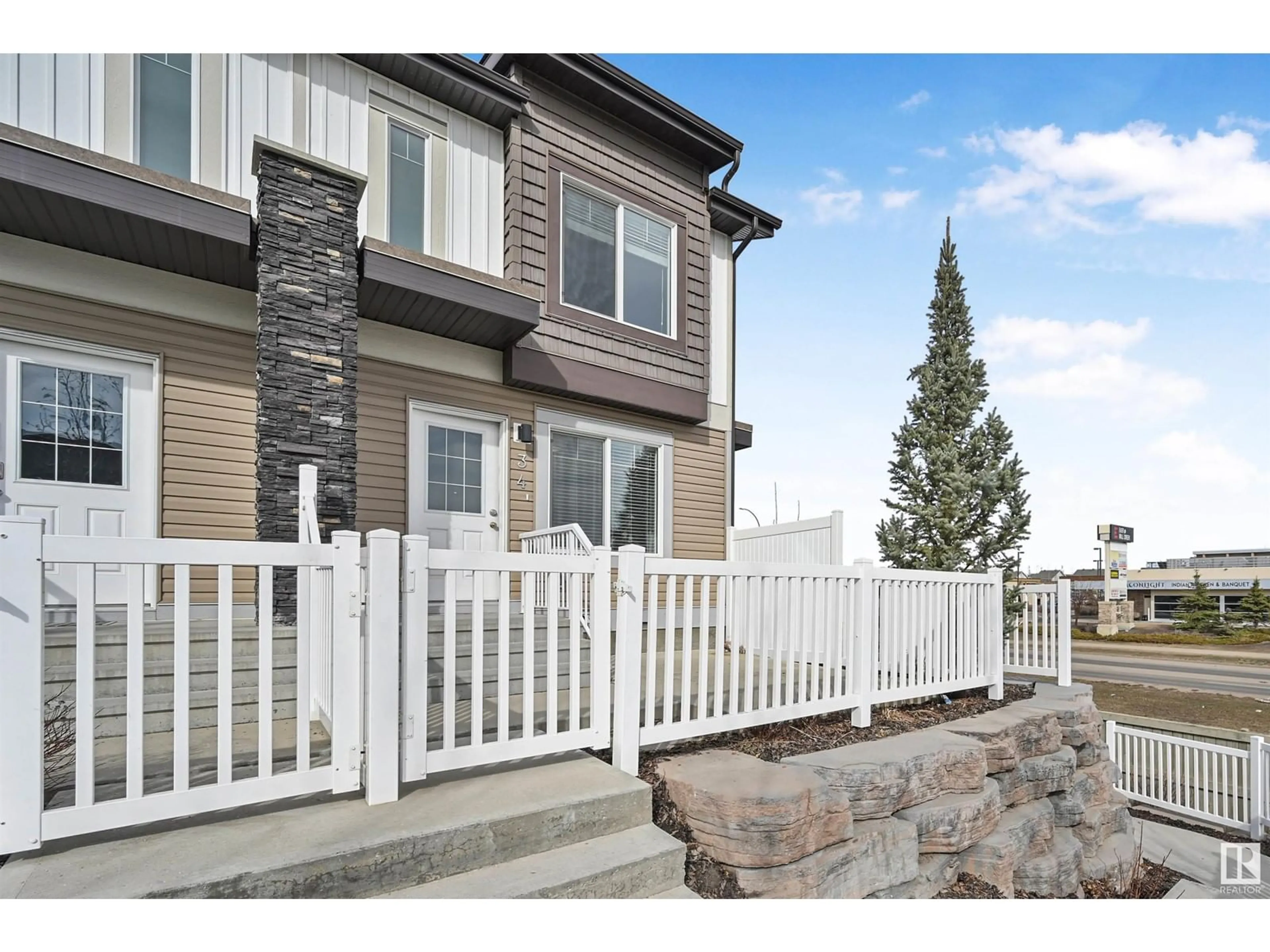 Home with vinyl exterior material, mountain view for #34 - 2215 24 ST, Edmonton Alberta T6T1A6