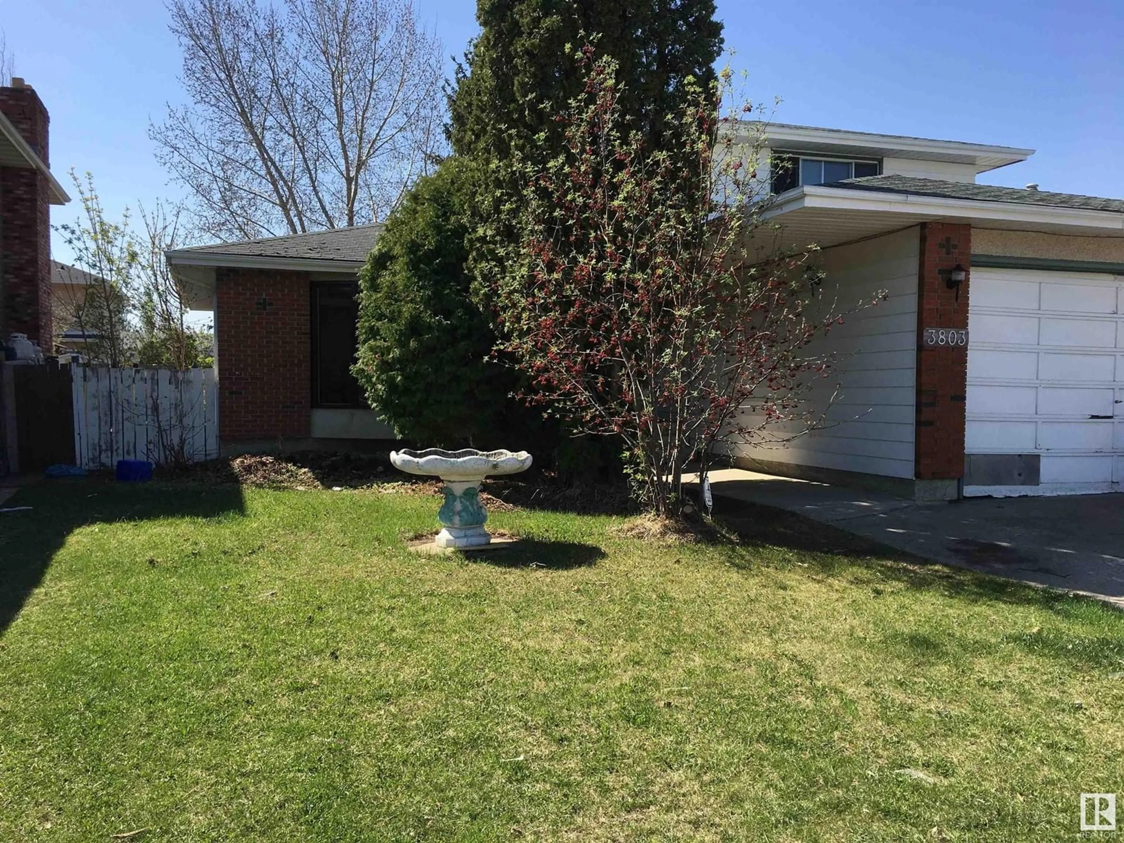 A pic from outside/outdoor area/front of a property/back of a property/a pic from drone, street for 3803 132 AV, Edmonton Alberta T5A3E6