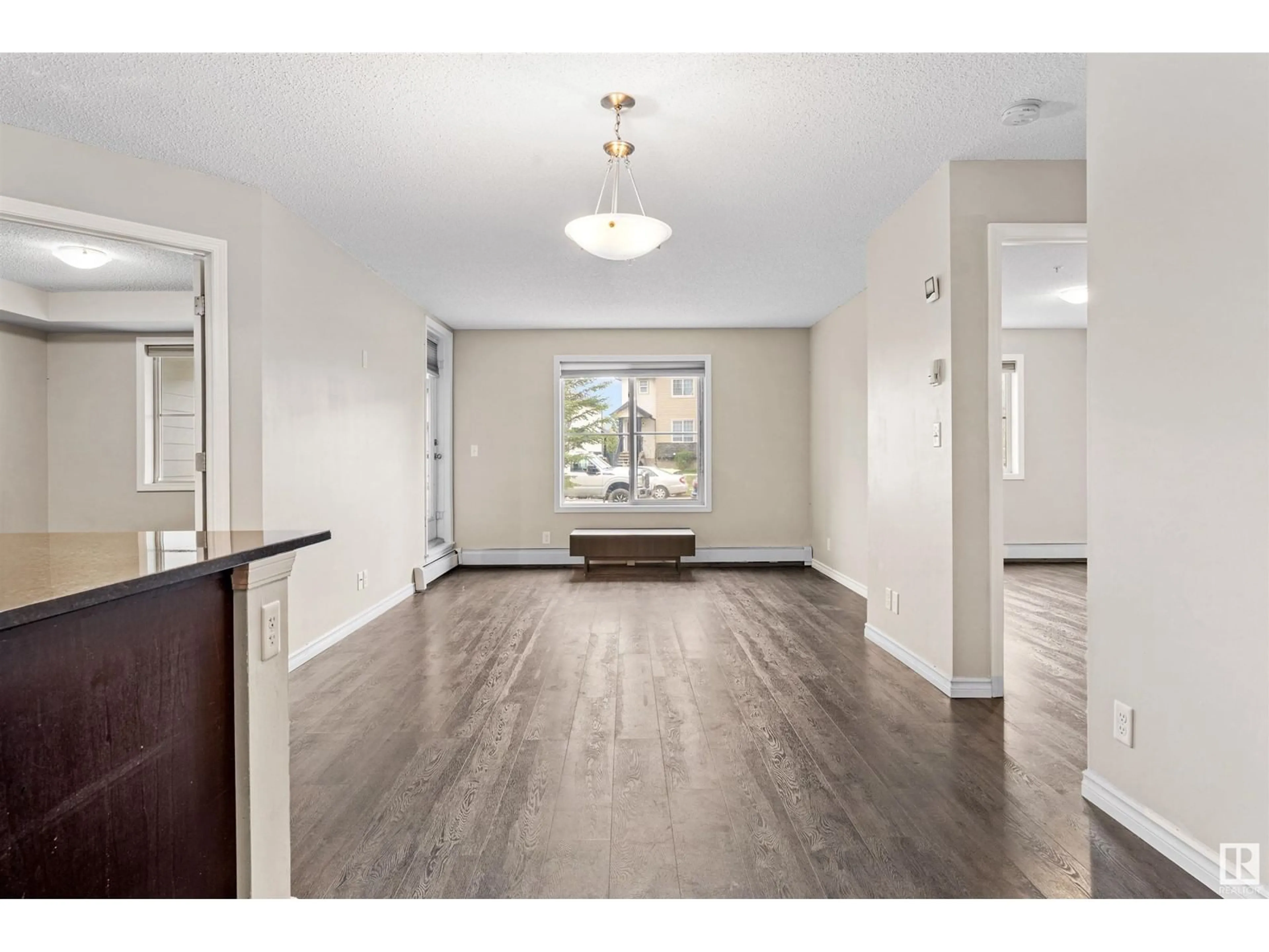 A pic of a room for 12025 - 120 22 AV, Edmonton Alberta T6W2Y1