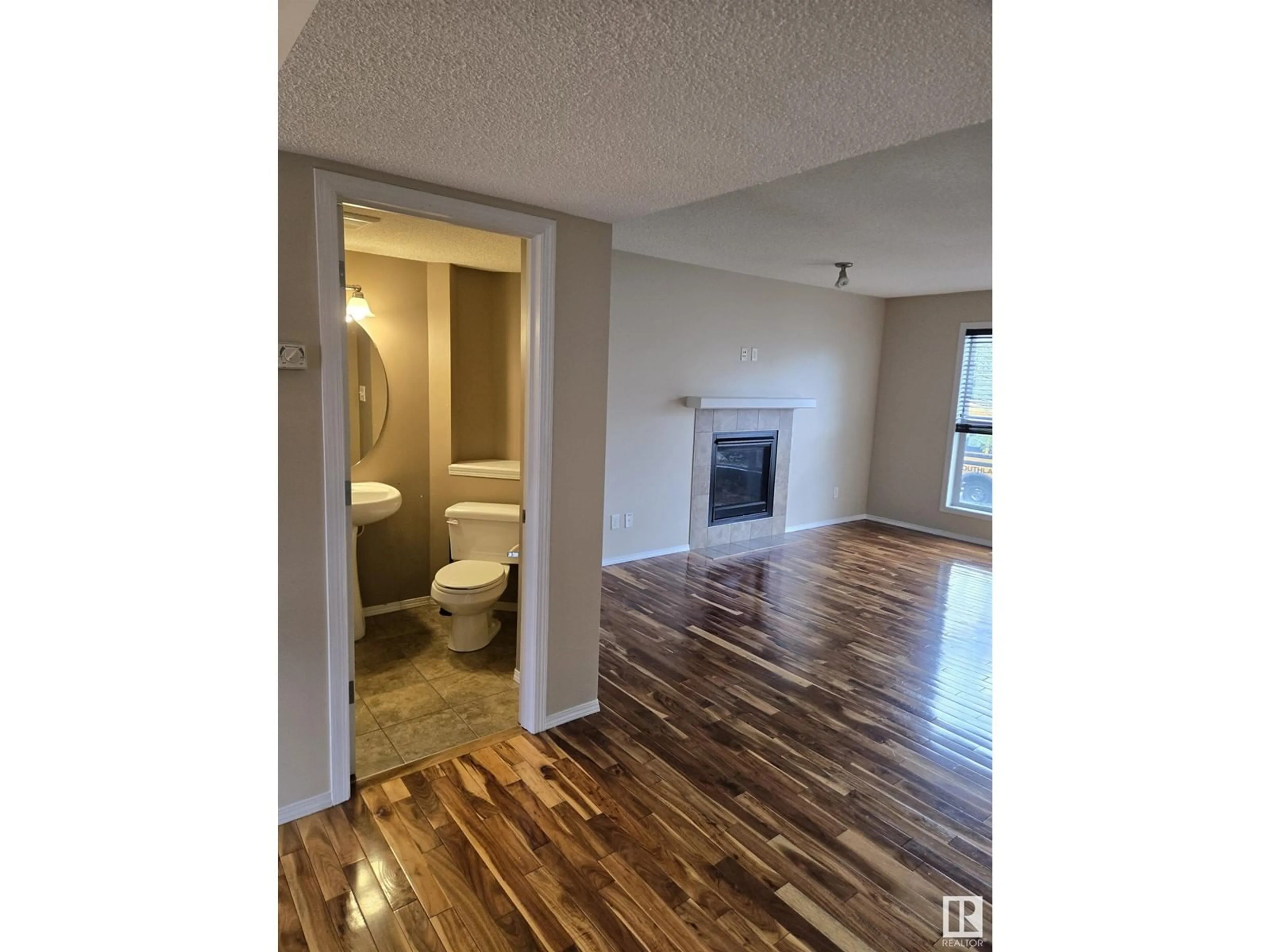 A pic of a room for SW - 7113 21 AV, Edmonton Alberta T6X0L5
