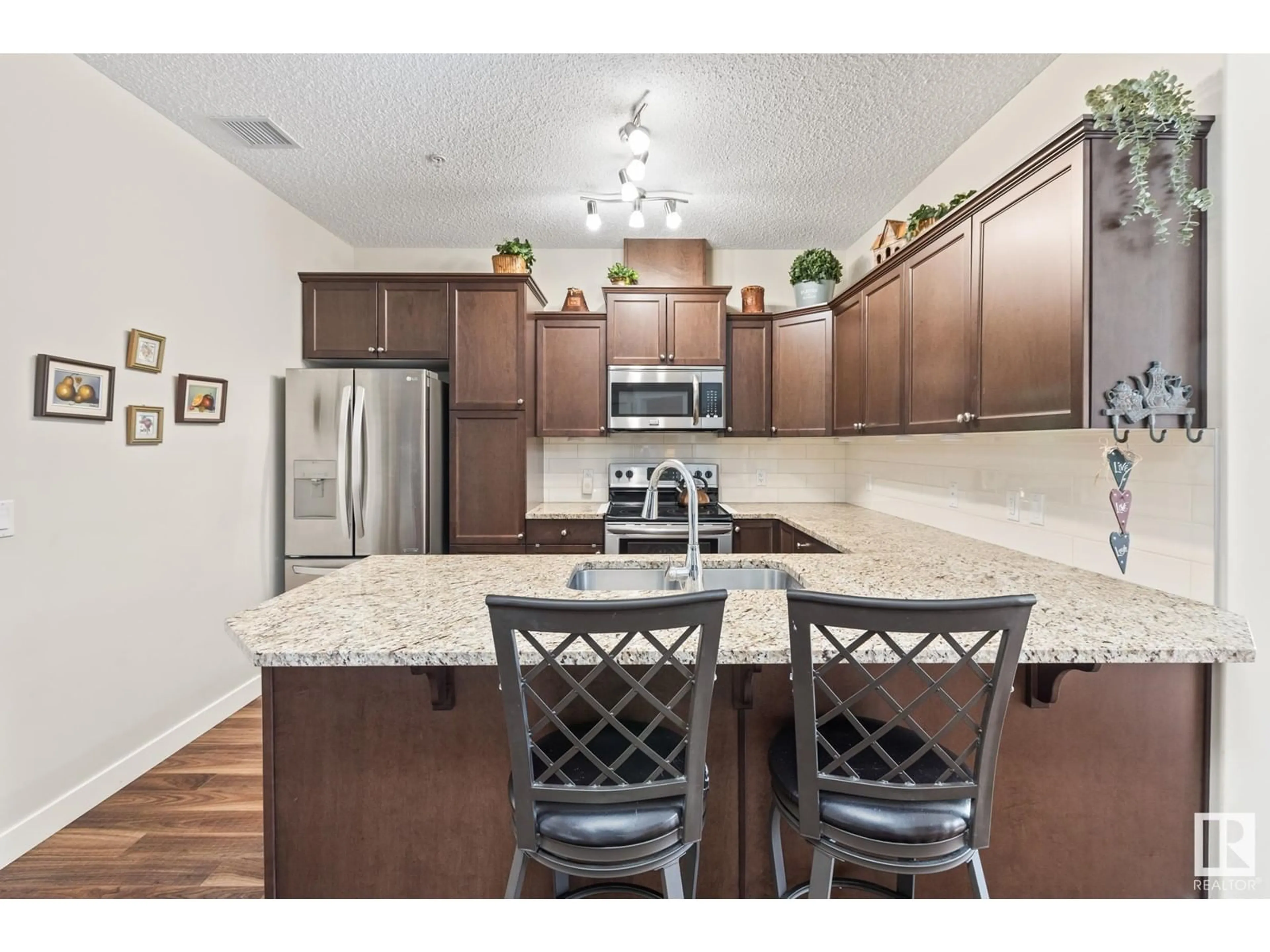 Open concept kitchen, unknown for 511 - 215 QUEEN ST, Spruce Grove Alberta T7X0G4