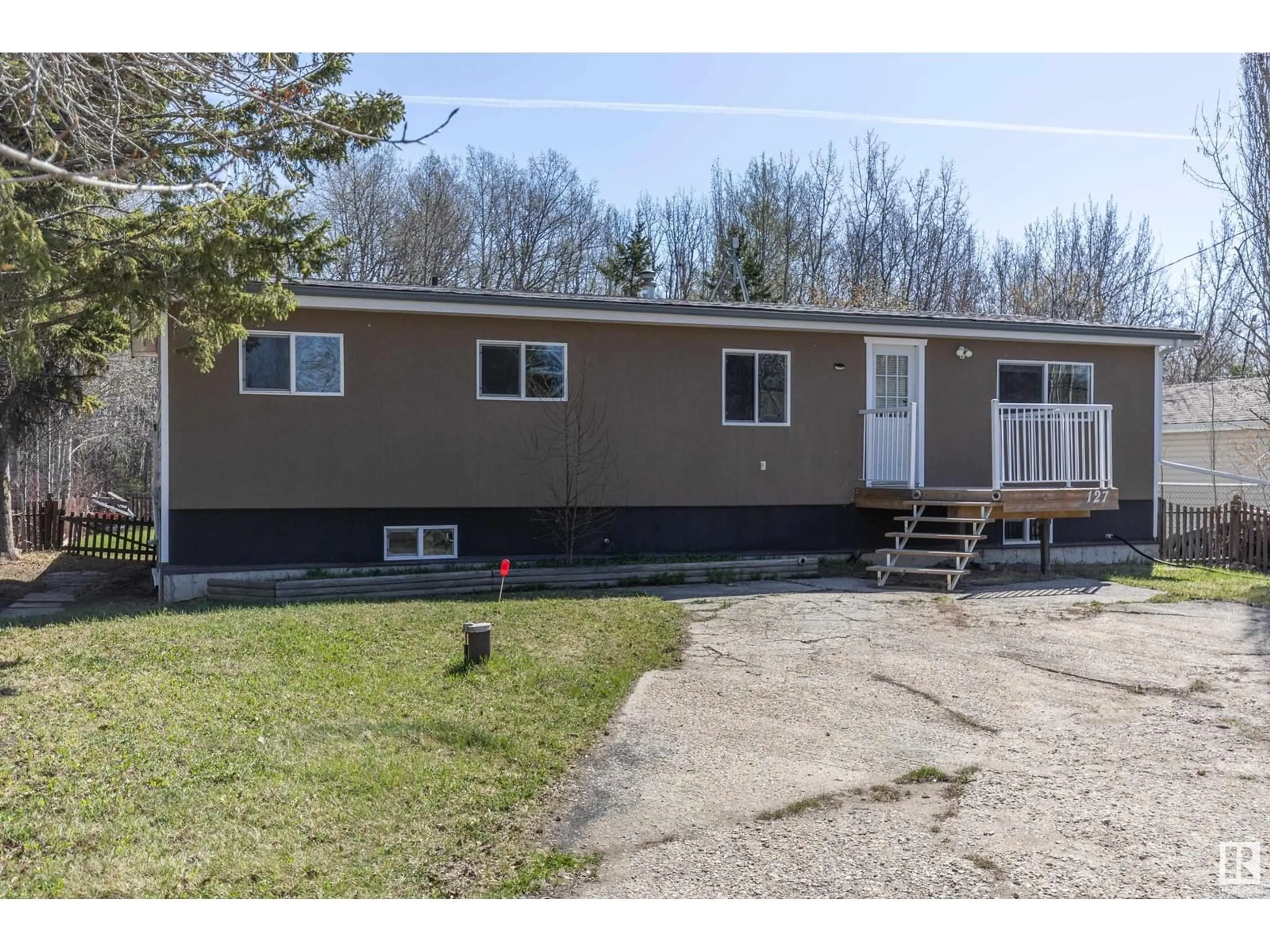 Home with vinyl exterior material, building for 127 RGE ROAD 212 A, Rural Strathcona County Alberta T8G1B2