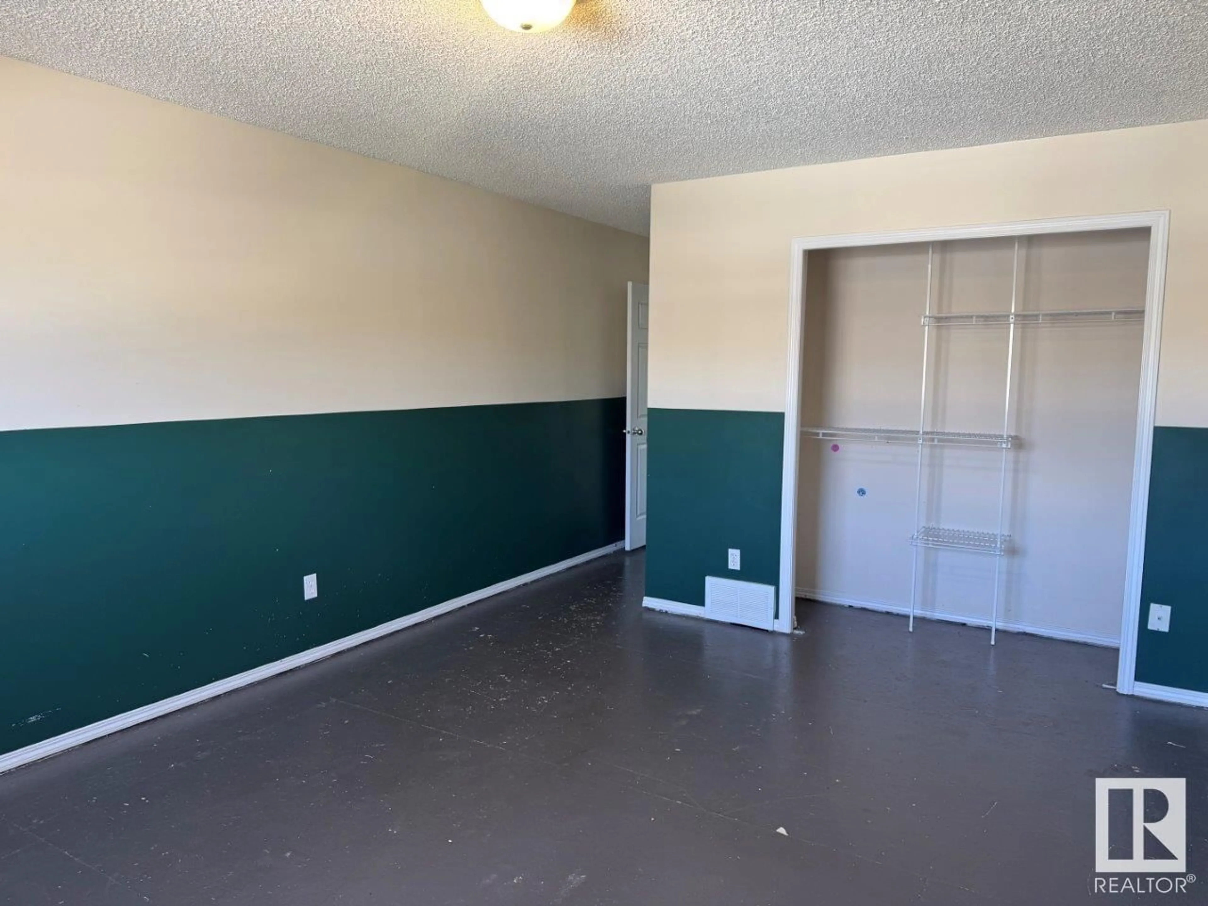 A pic of a room for #9 - 211 BLACKBURN DR, Edmonton Alberta T6W1C8