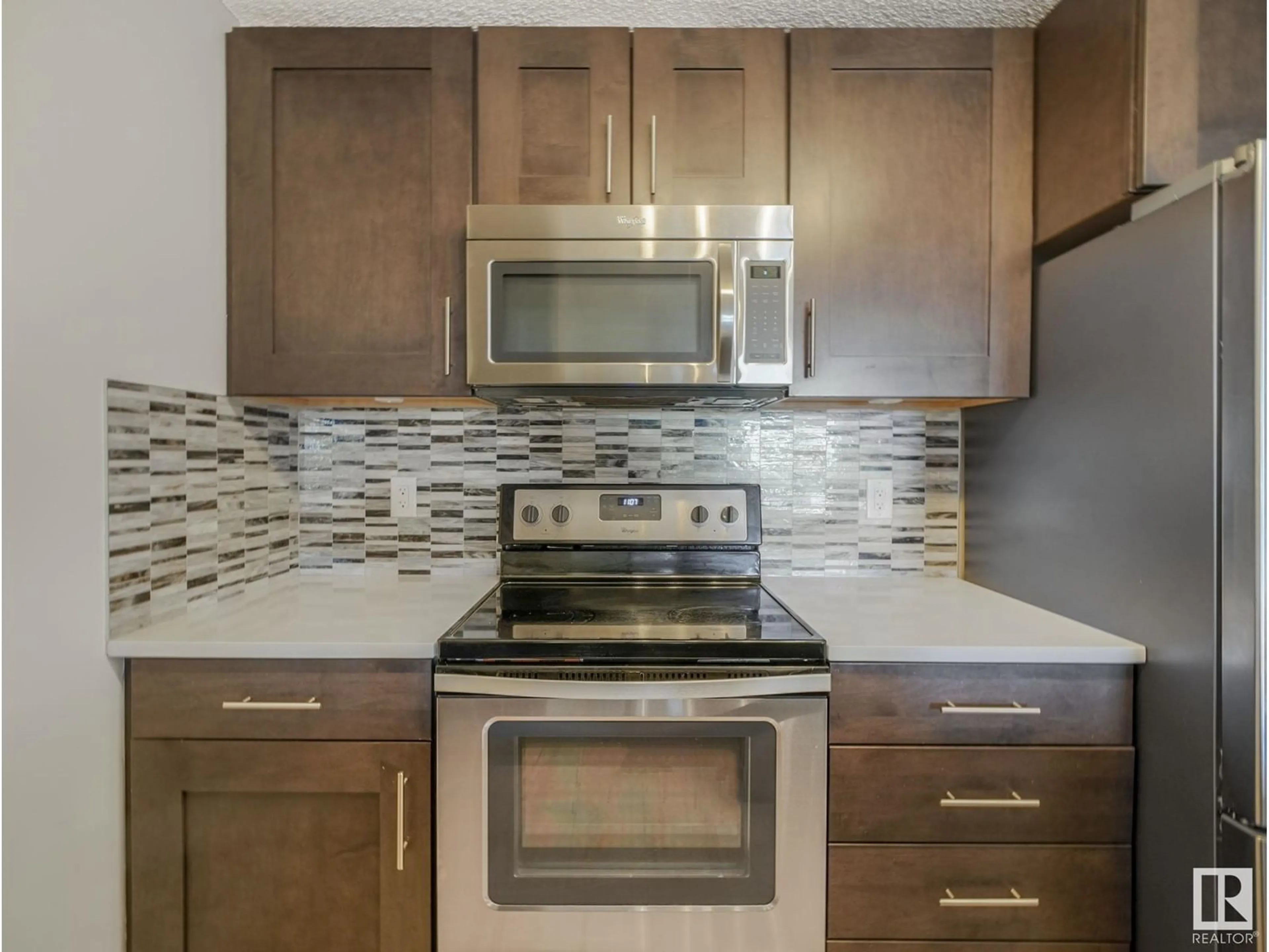 Standard kitchen, unknown for 4008 - 120 SAVARYN DR, Edmonton Alberta T6X2E5