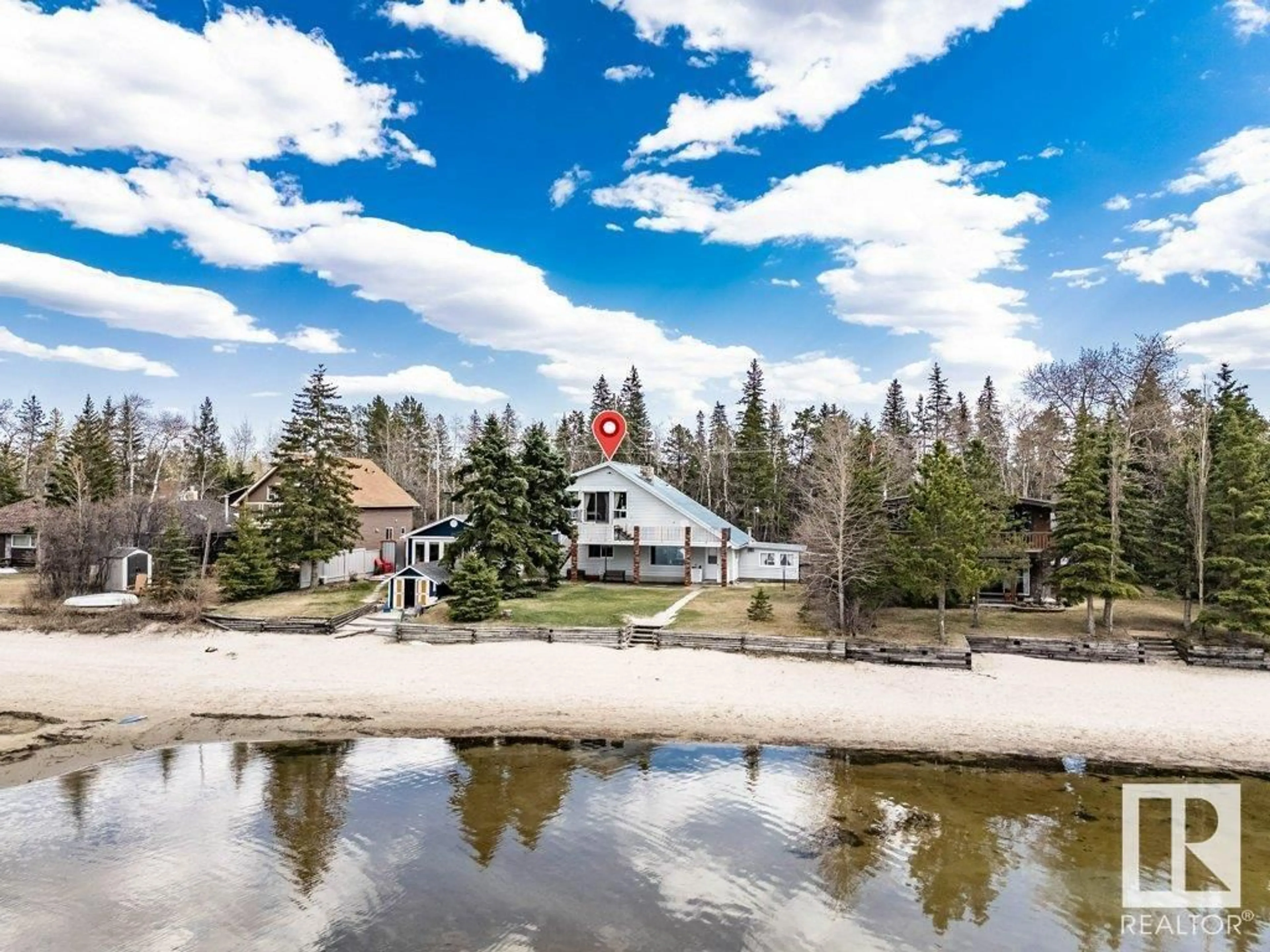 A pic from outside/outdoor area/front of a property/back of a property/a pic from drone, water/lake/river/ocean view for 907 1ST AVE, Rural Wetaskiwin County Alberta T0C1X0