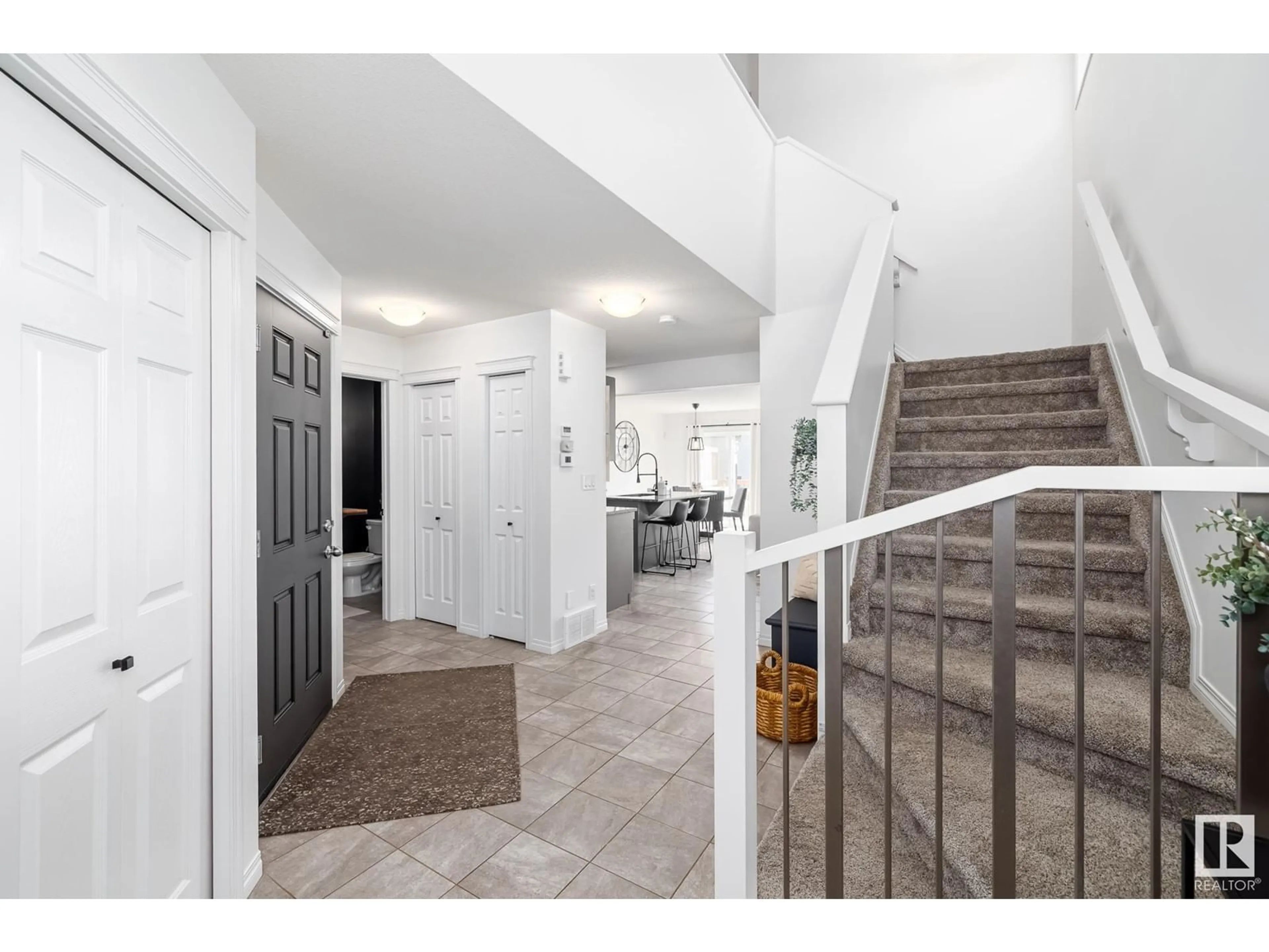 Indoor entryway for NW - 12825 207 ST, Edmonton Alberta T5S0K2