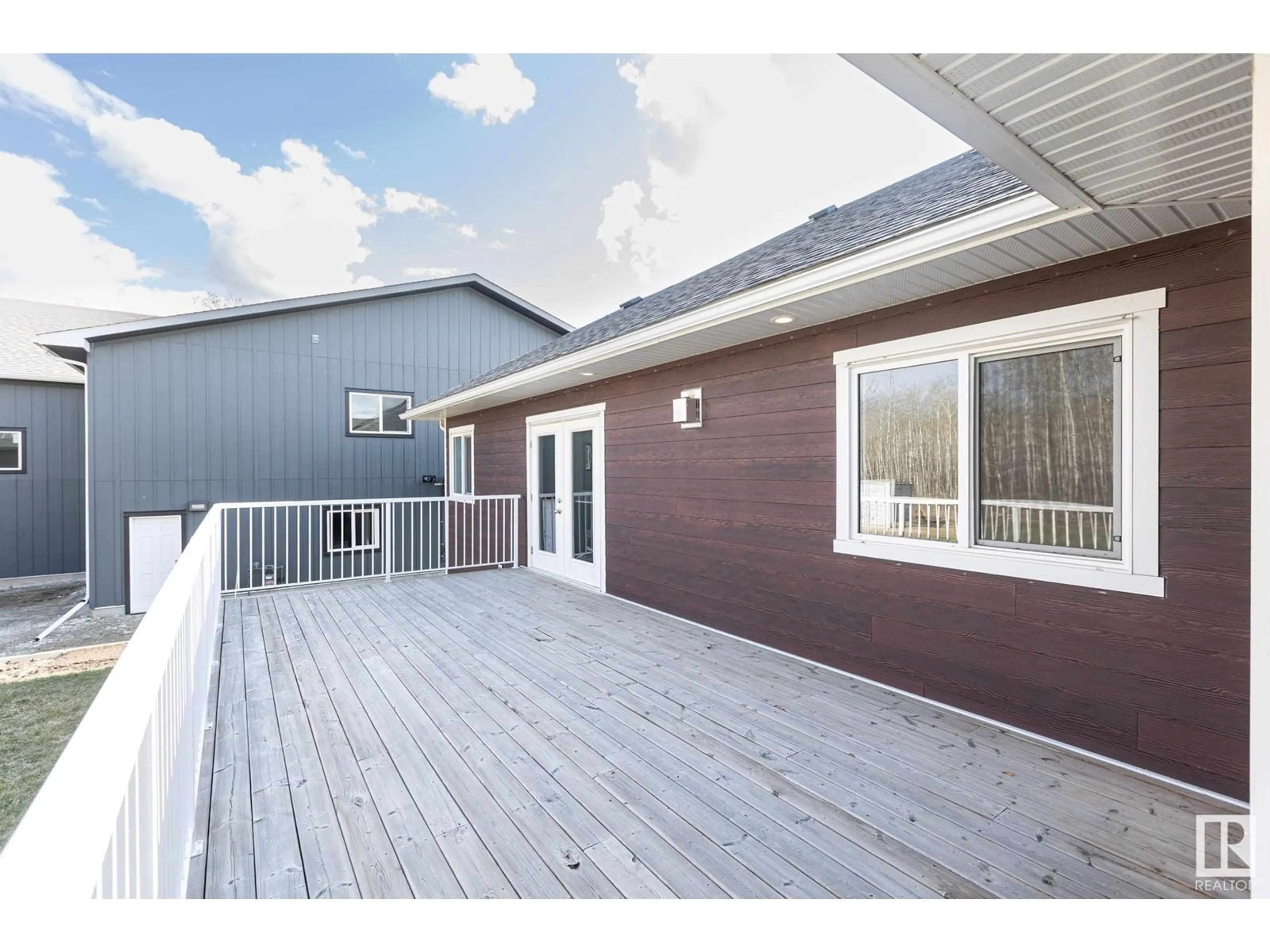Patio, unknown for 404 DUNCAN, Rural Barrhead County Alberta T0E1A0