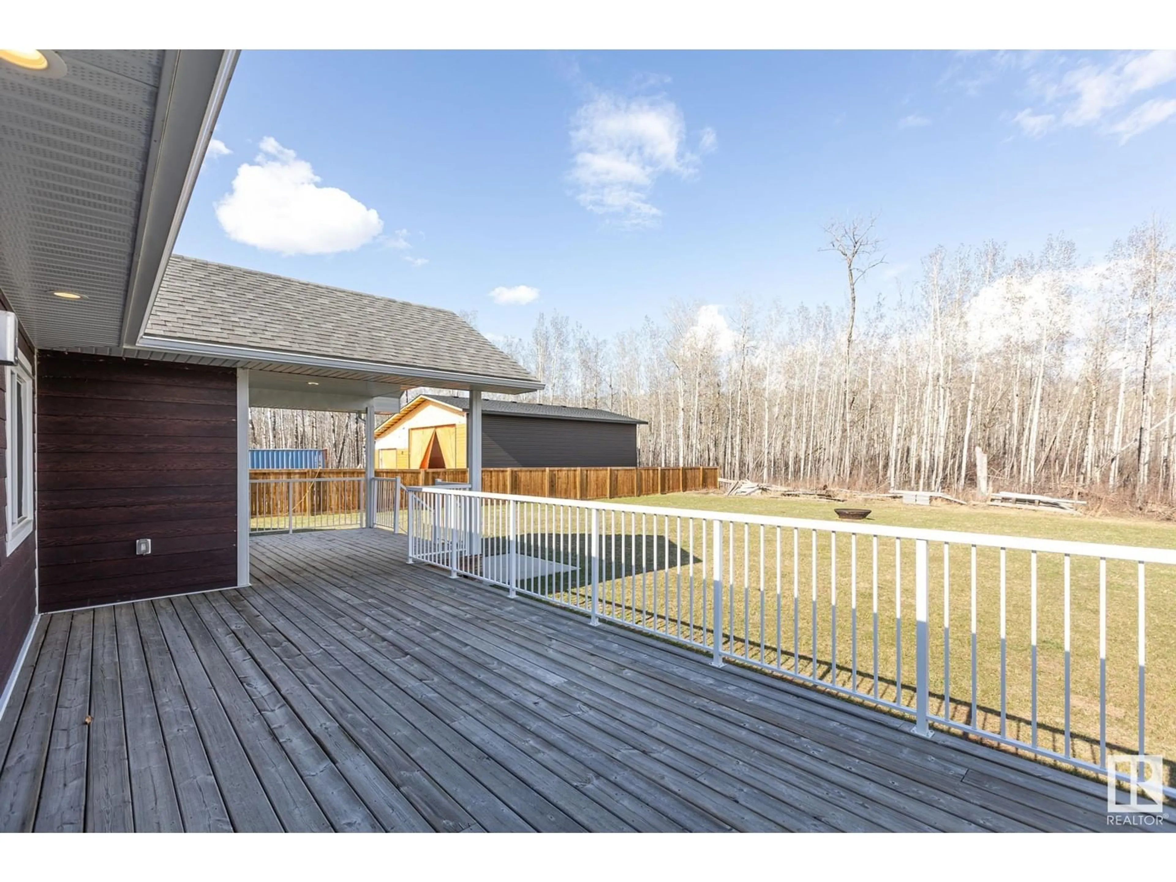 Patio, unknown for 404 DUNCAN, Rural Barrhead County Alberta T0E1A0