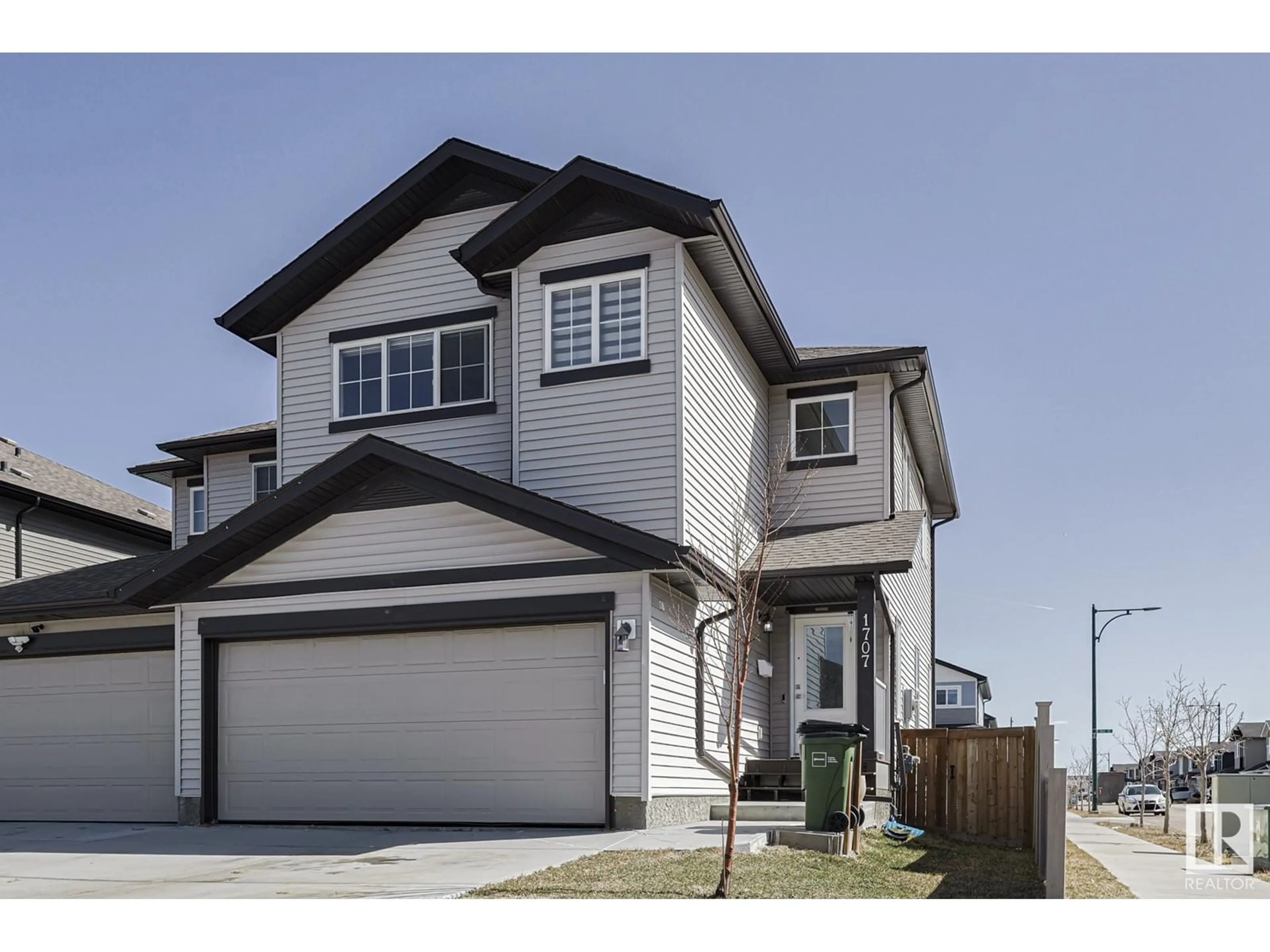 Unknown for 1707 27 ST, Edmonton Alberta T6T2G6