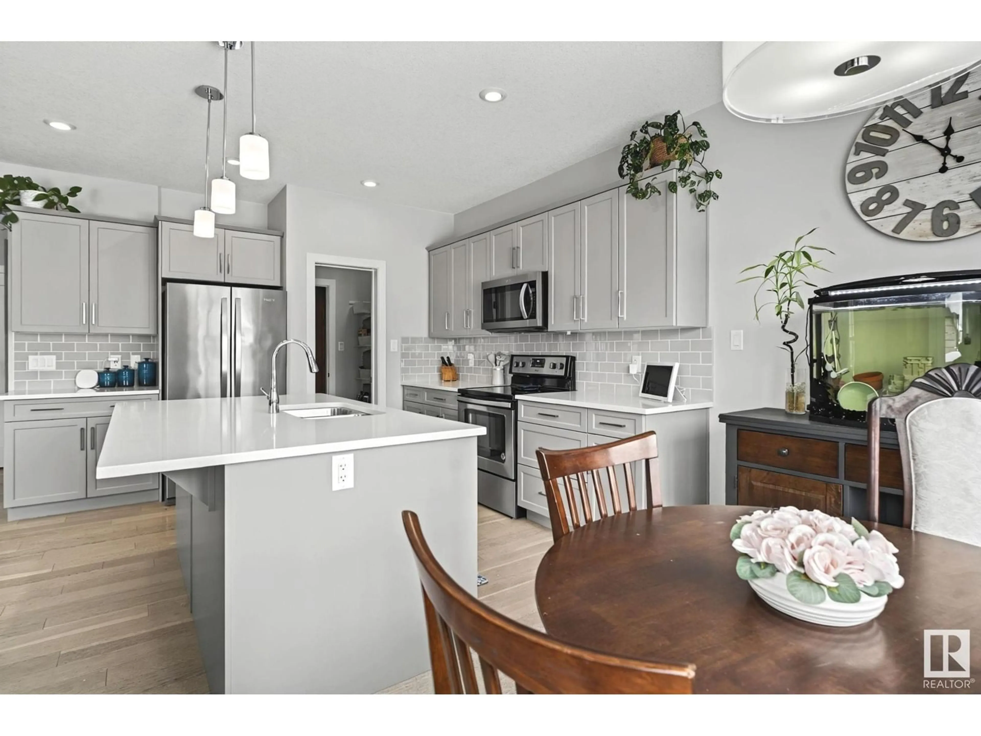 Open concept kitchen, unknown for 42 PRESCOTT BV, Spruce Grove Alberta T7X0R4