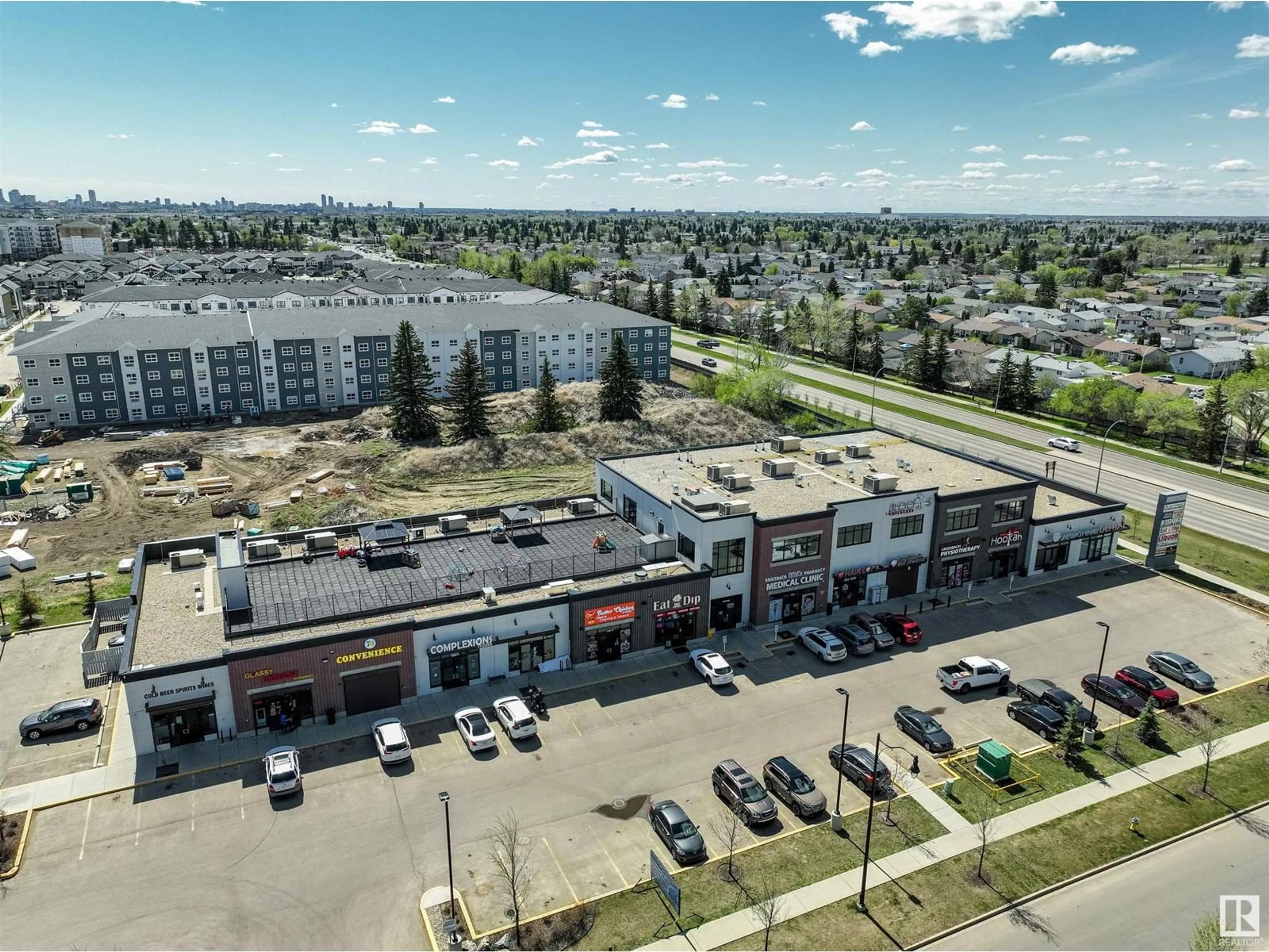 A pic from outside/outdoor area/front of a property/back of a property/a pic from drone, street for 6414 LAUBMAN STREET, Edmonton Alberta T5E6Y6
