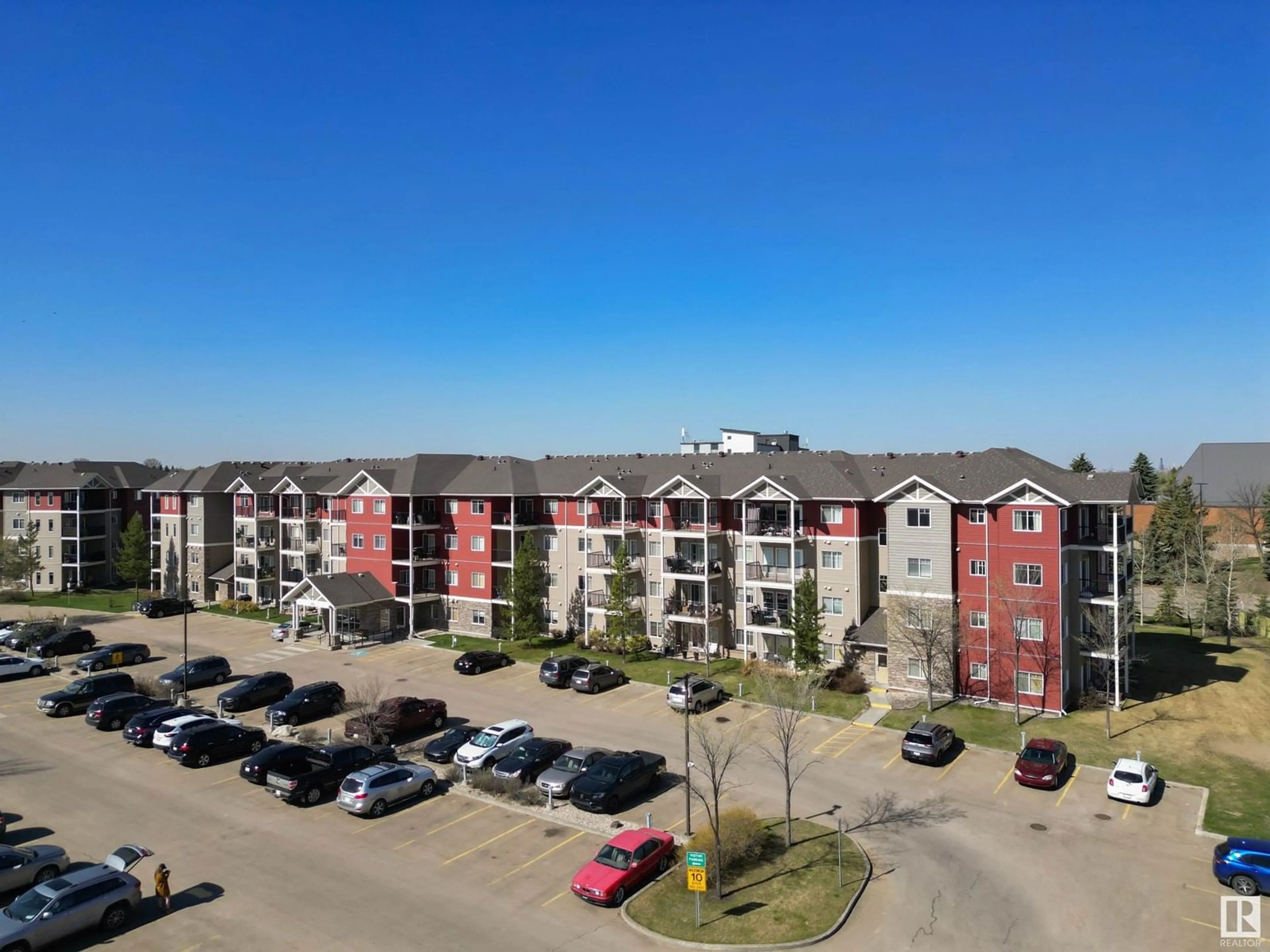 A pic from outside/outdoor area/front of a property/back of a property/a pic from drone, building for 405 - 273 CHARLOTTE WY, Sherwood Park Alberta T8H0N9