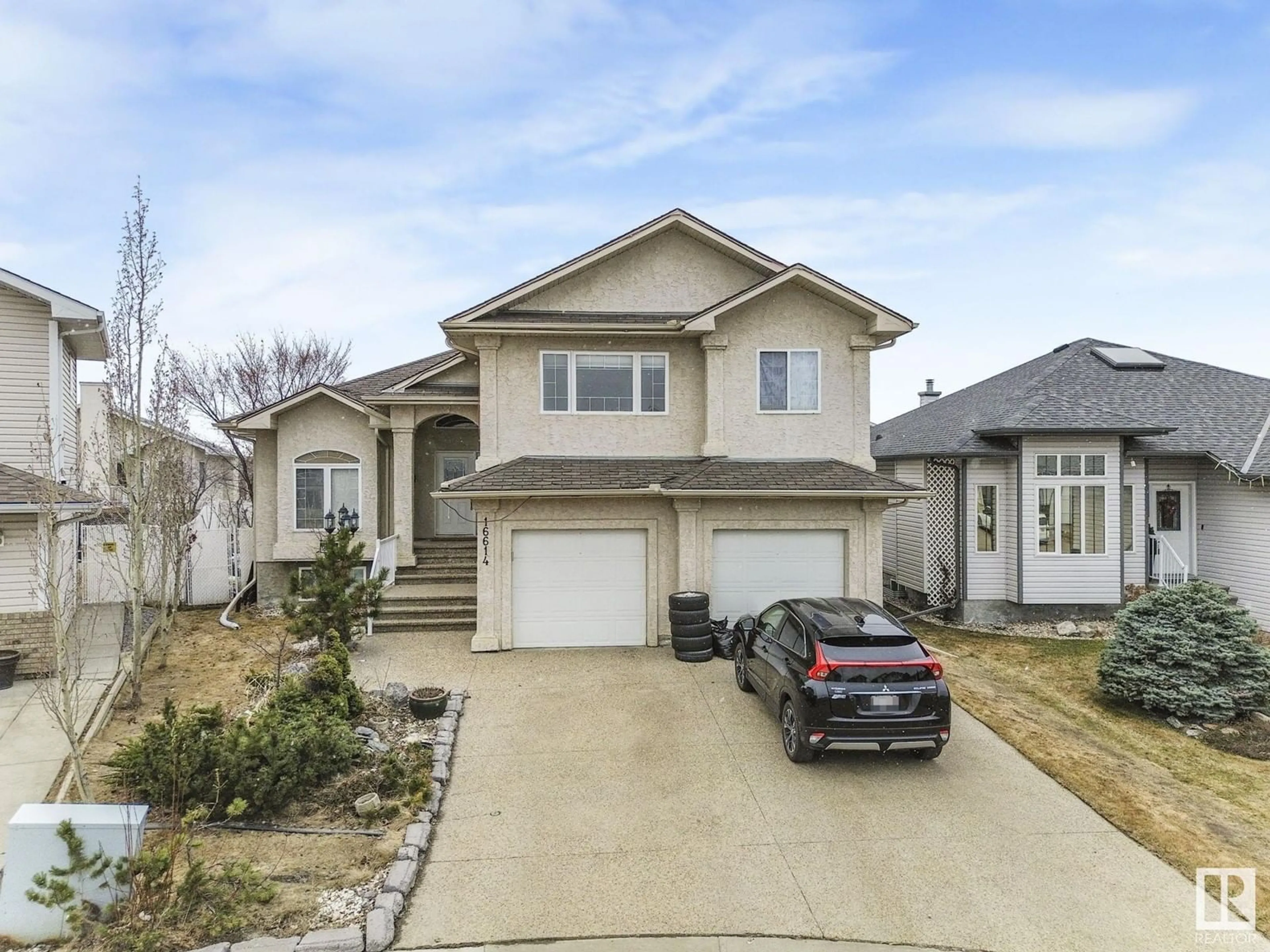 Home with vinyl exterior material, street for NW - 16614 75A ST, Edmonton Alberta T5Z3W2