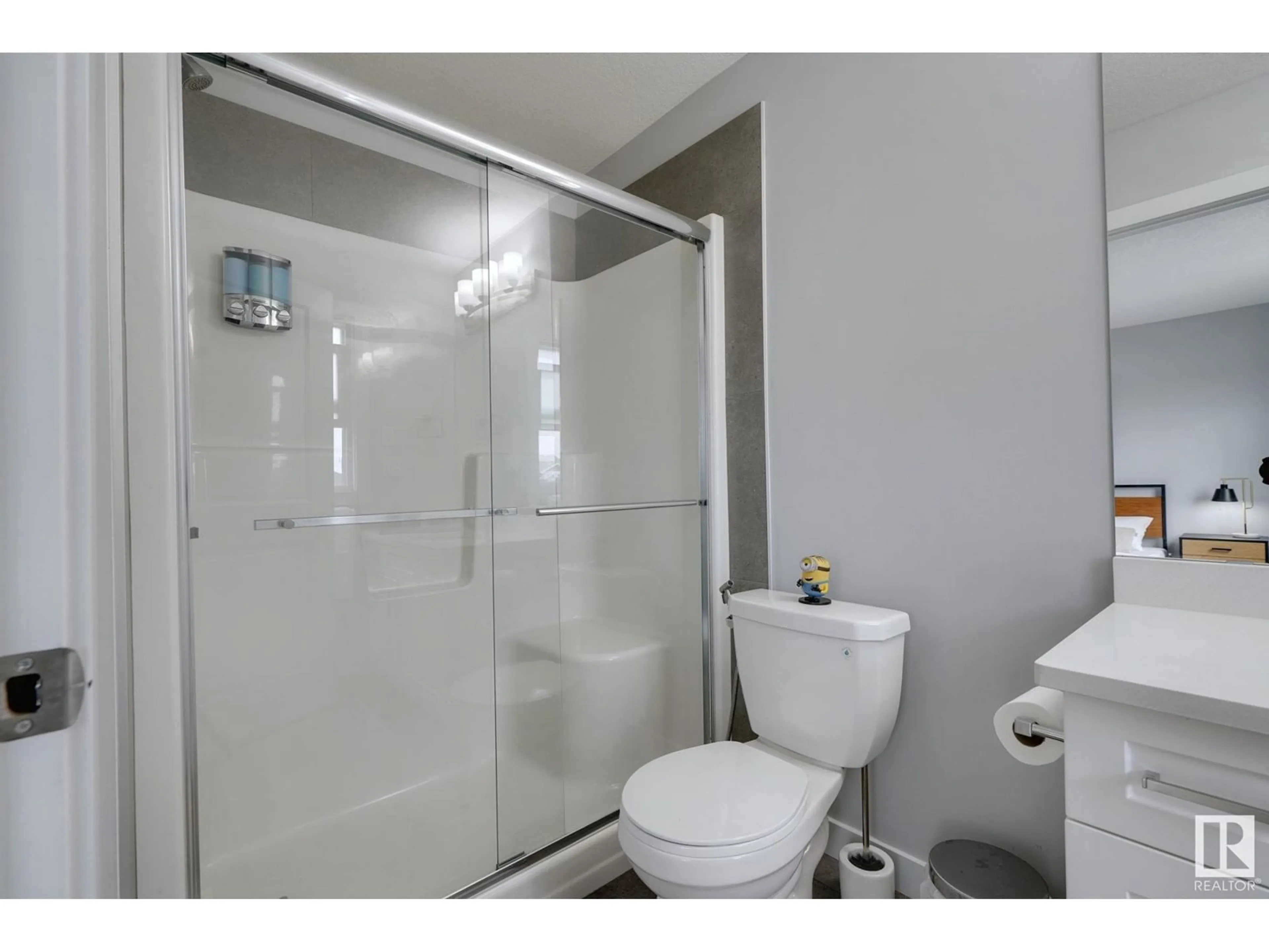 Standard bathroom, unknown for 1699 ERKER WY, Edmonton Alberta T6M0Z9