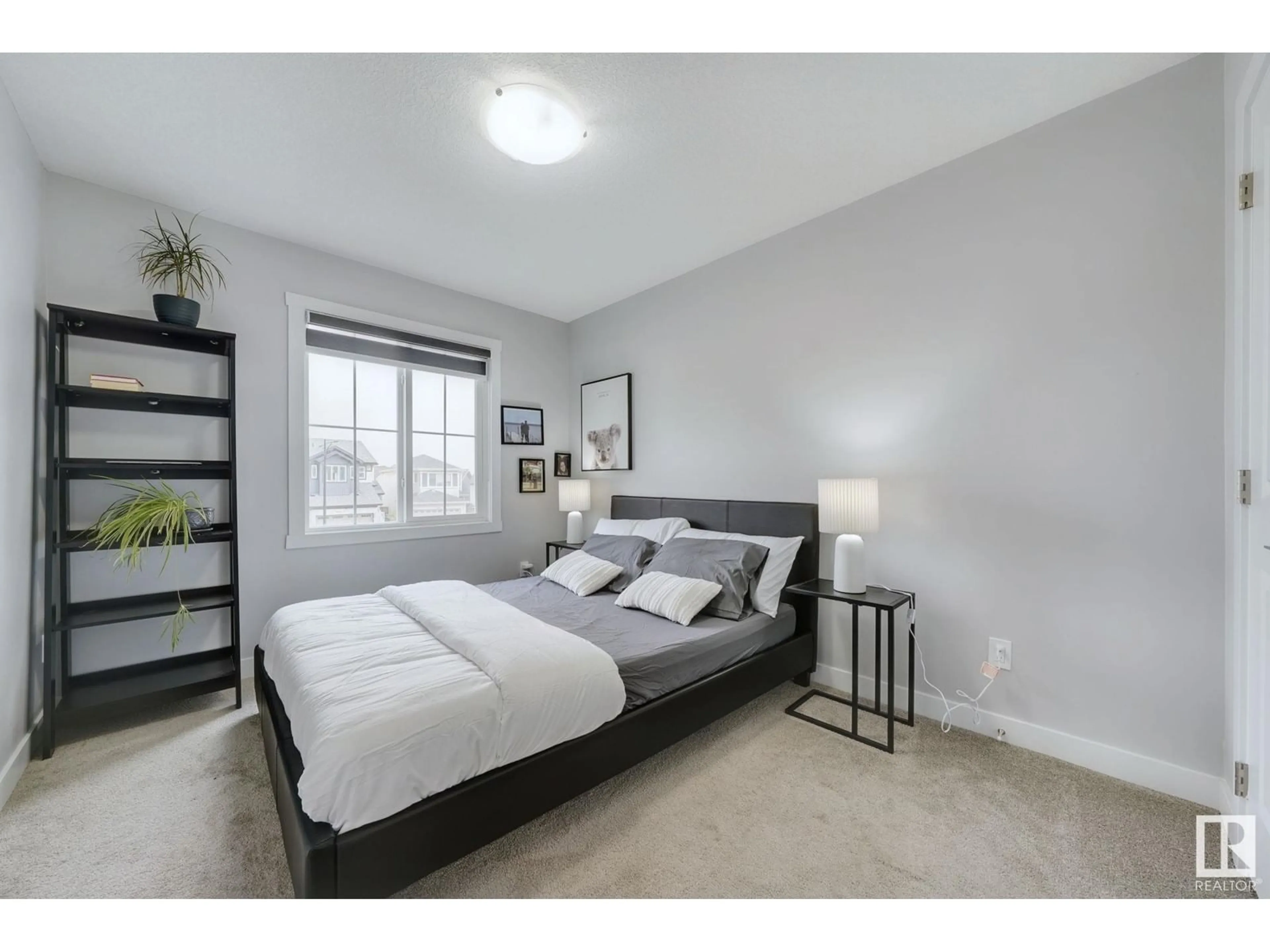 Bedroom with bed, unknown for 1699 ERKER WY, Edmonton Alberta T6M0Z9