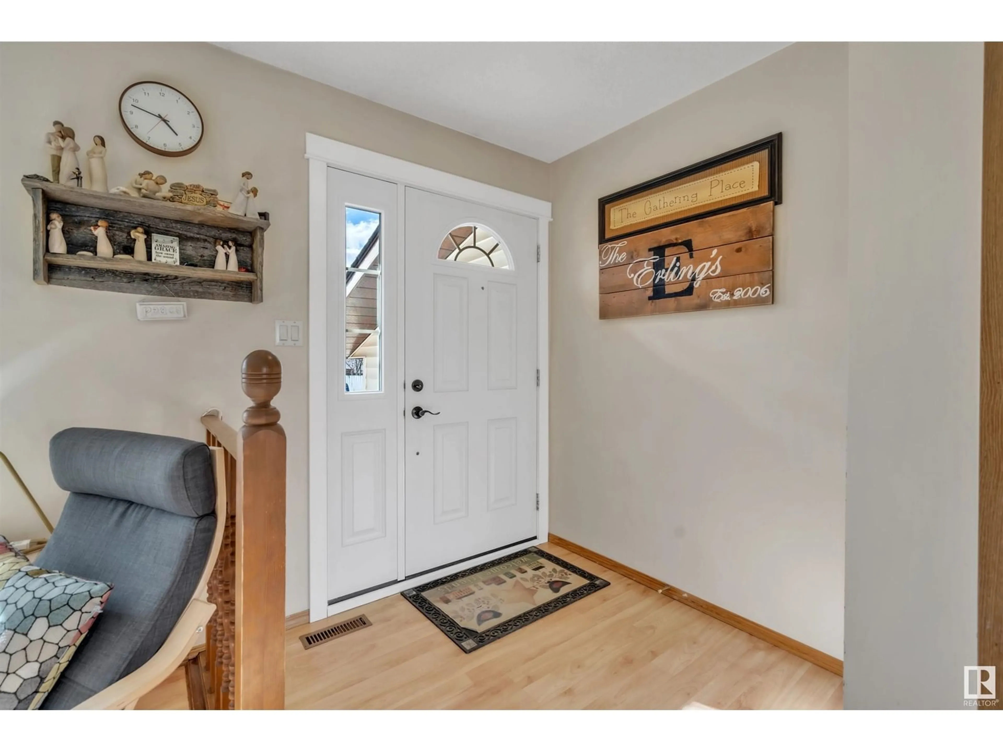 Indoor entryway for 5023 38 ST, Cold Lake Alberta T9M2B2