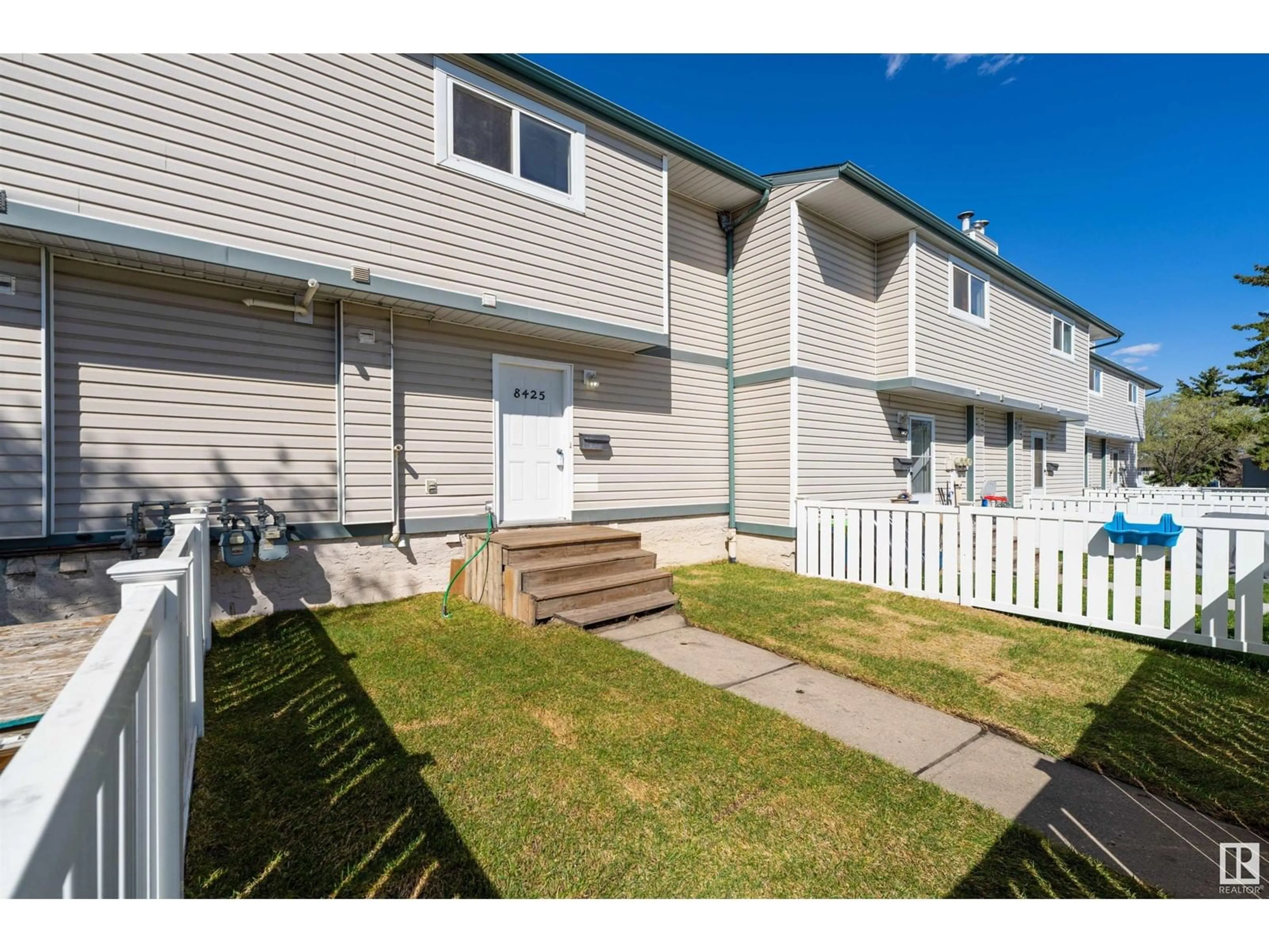 A pic from outside/outdoor area/front of a property/back of a property/a pic from drone, street for 8425 29 AV, Edmonton Alberta T6K3M8