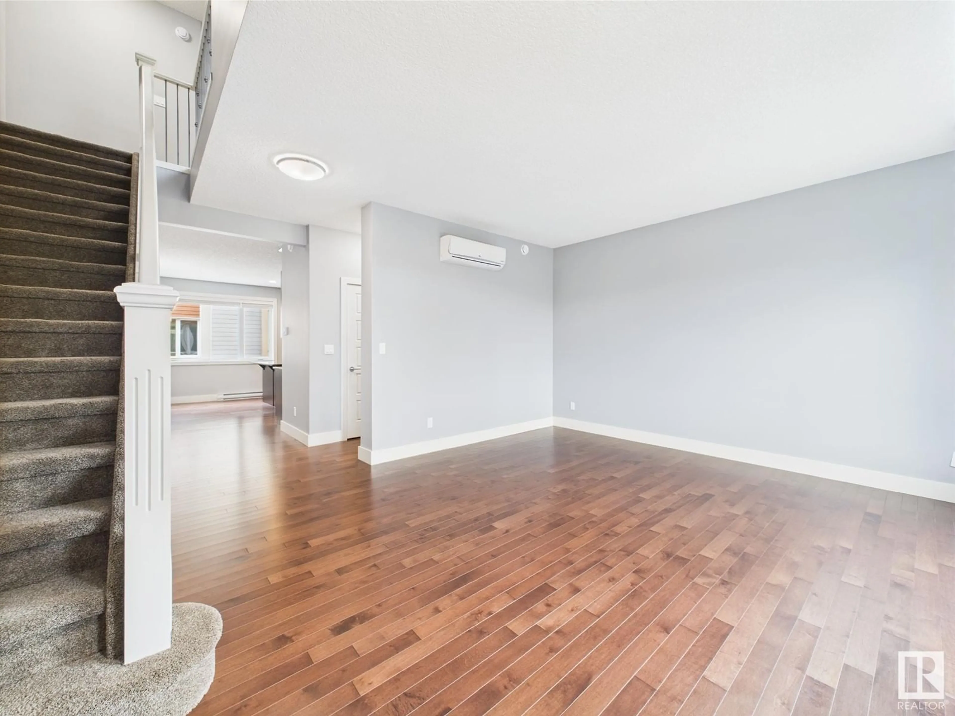 A pic of a room for 7510 MAY COMMON, Edmonton Alberta T6R0G9