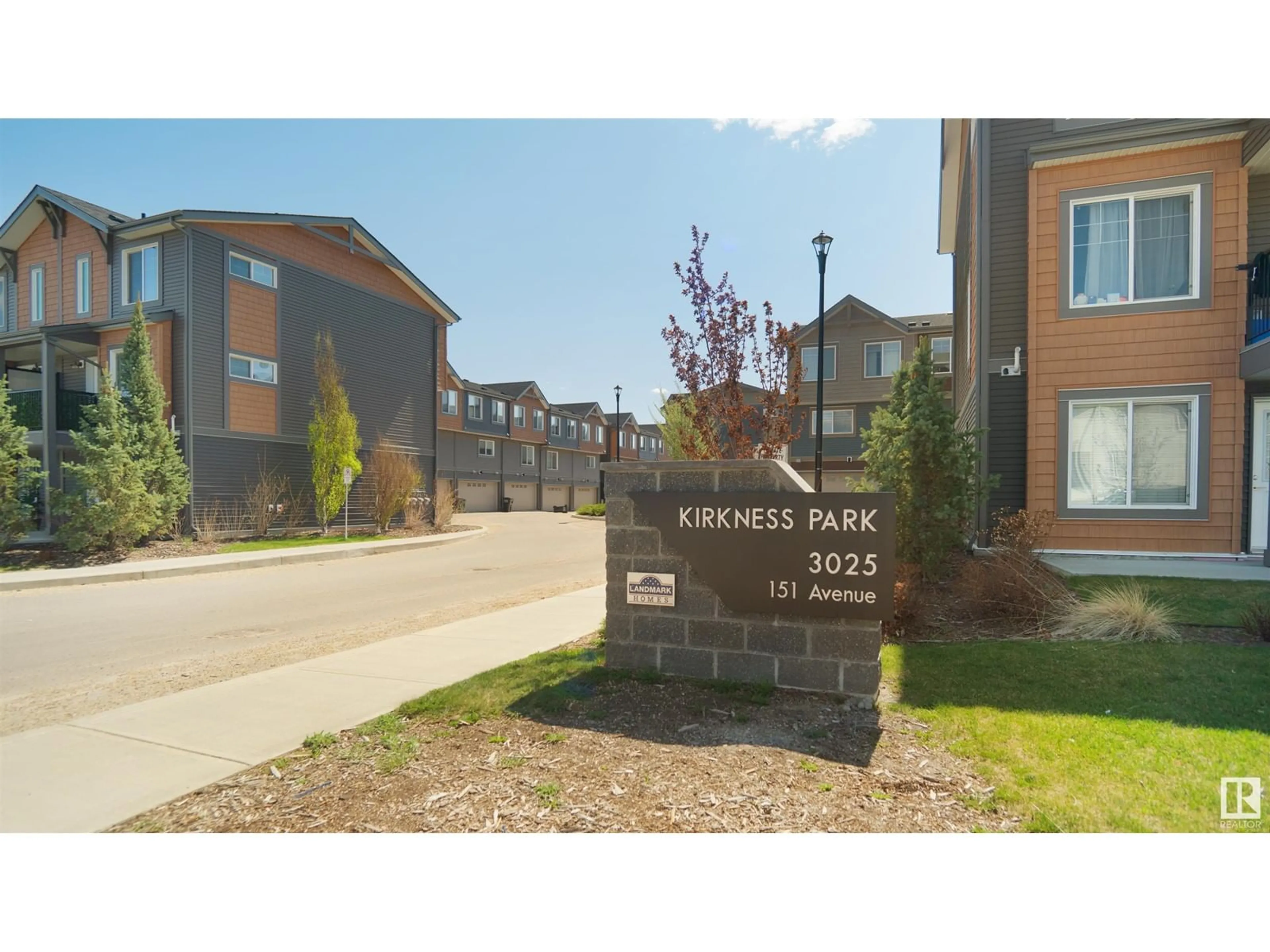 Unknown for 3025 - 56 151 AV, Edmonton Alberta T5Y3W4