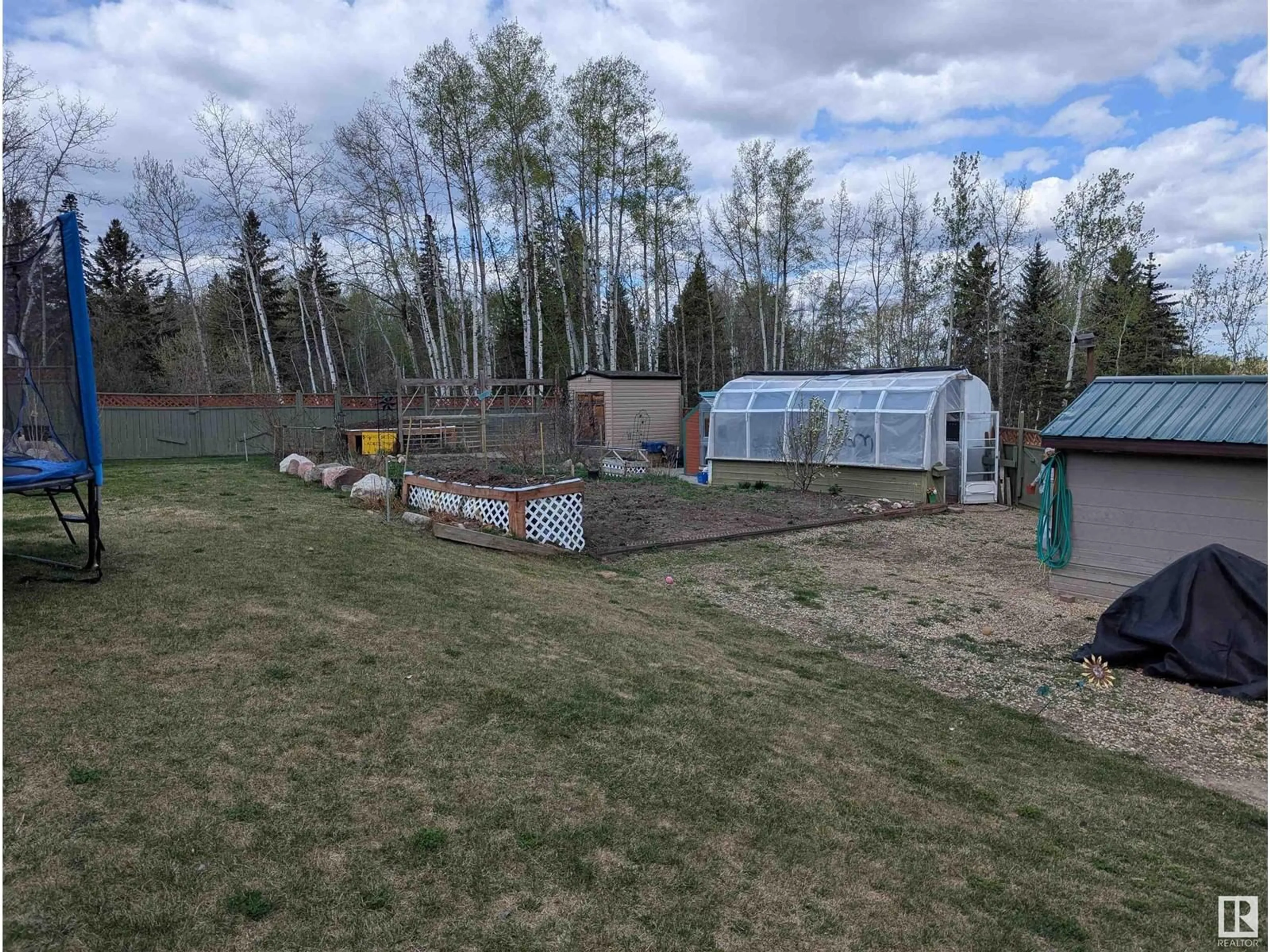 Shed for 103 - 2120 TWP ROAD 565, Rural Lac Ste. Anne County Alberta T0E1V0