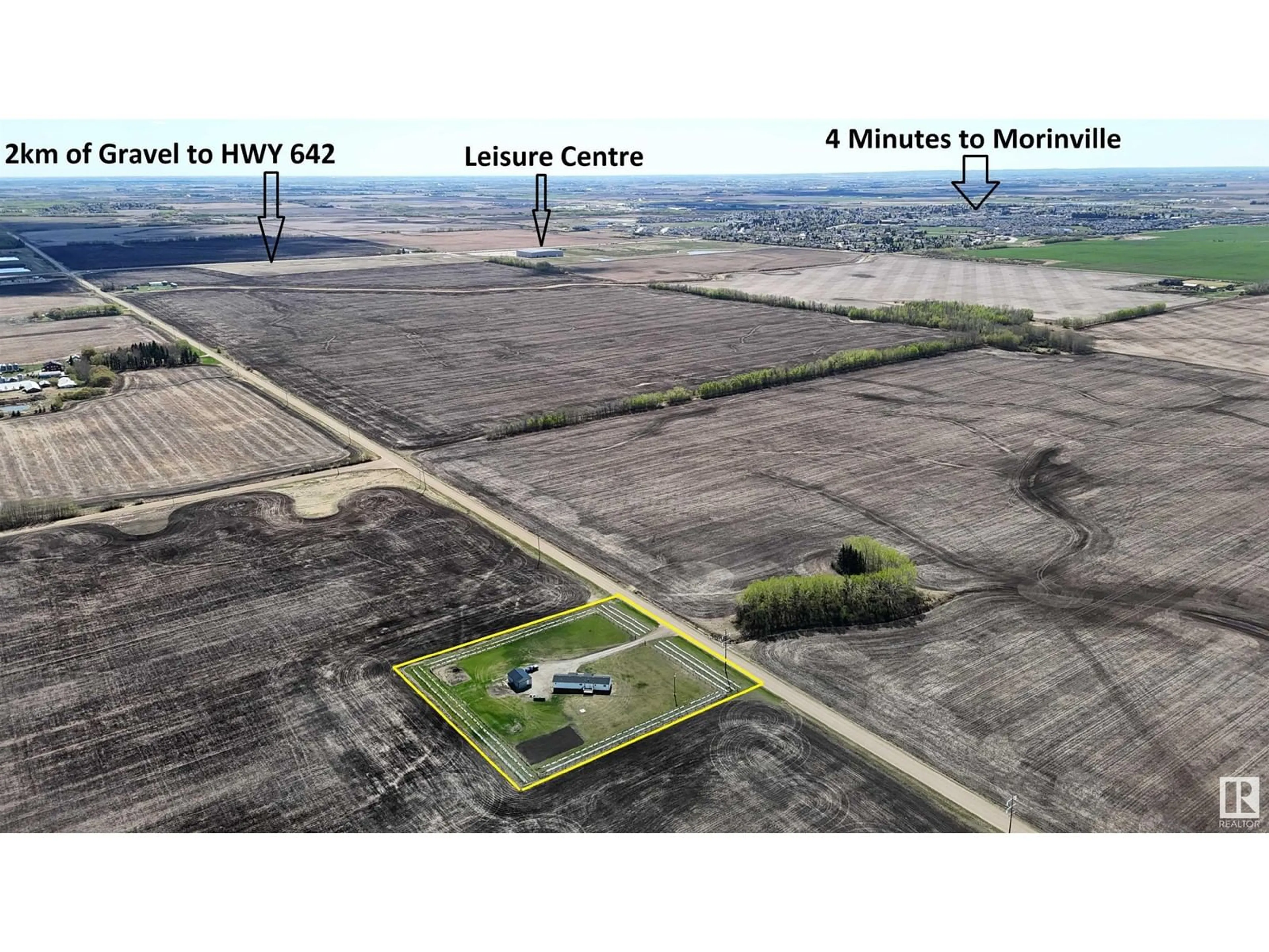 A pic from outside/outdoor area/front of a property/back of a property/a pic from drone, unknown for 56109 RR 251, Rural Sturgeon County Alberta T8R0P1