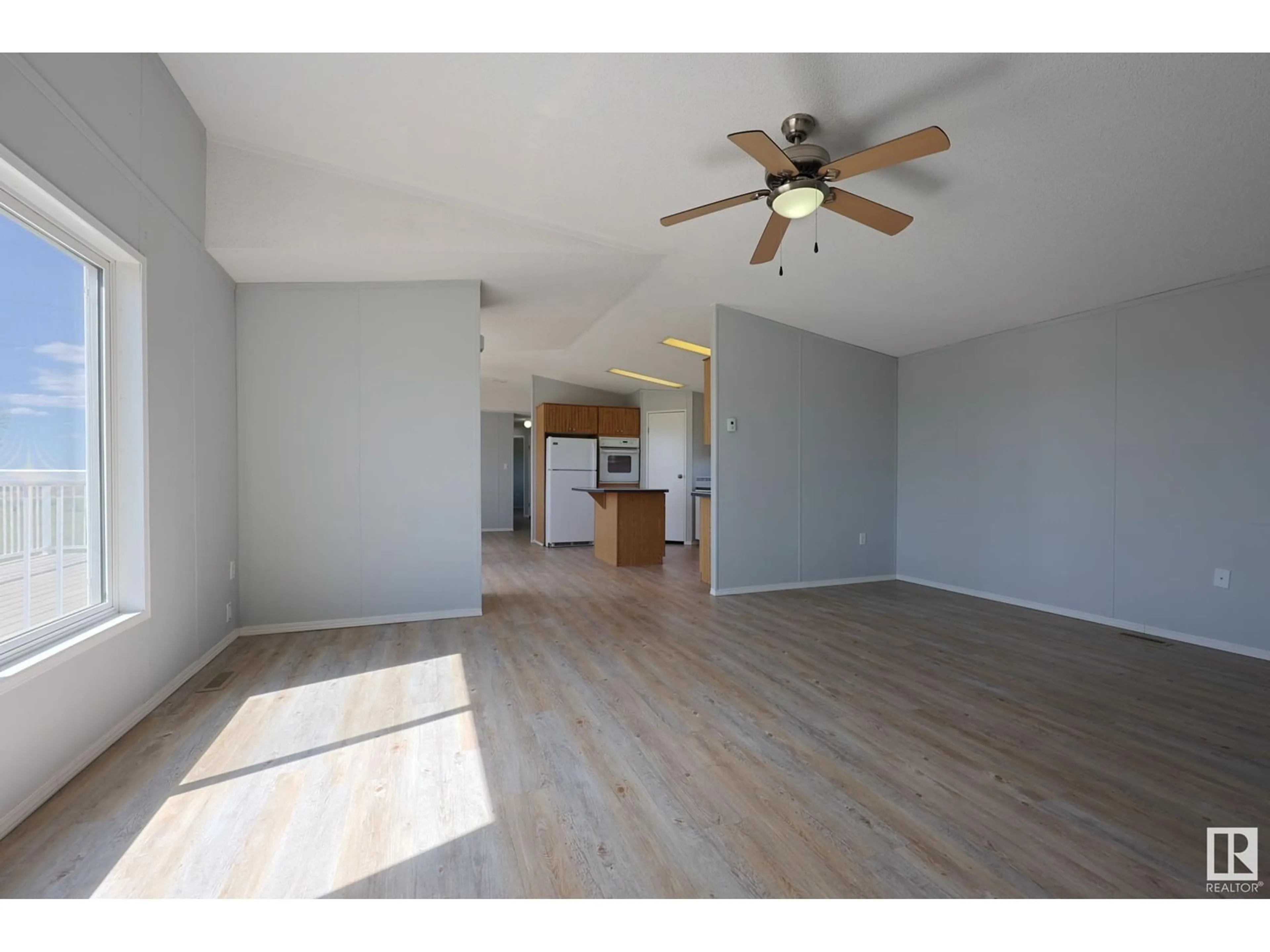 A pic of a room for 56109 RR 251, Rural Sturgeon County Alberta T8R0P1