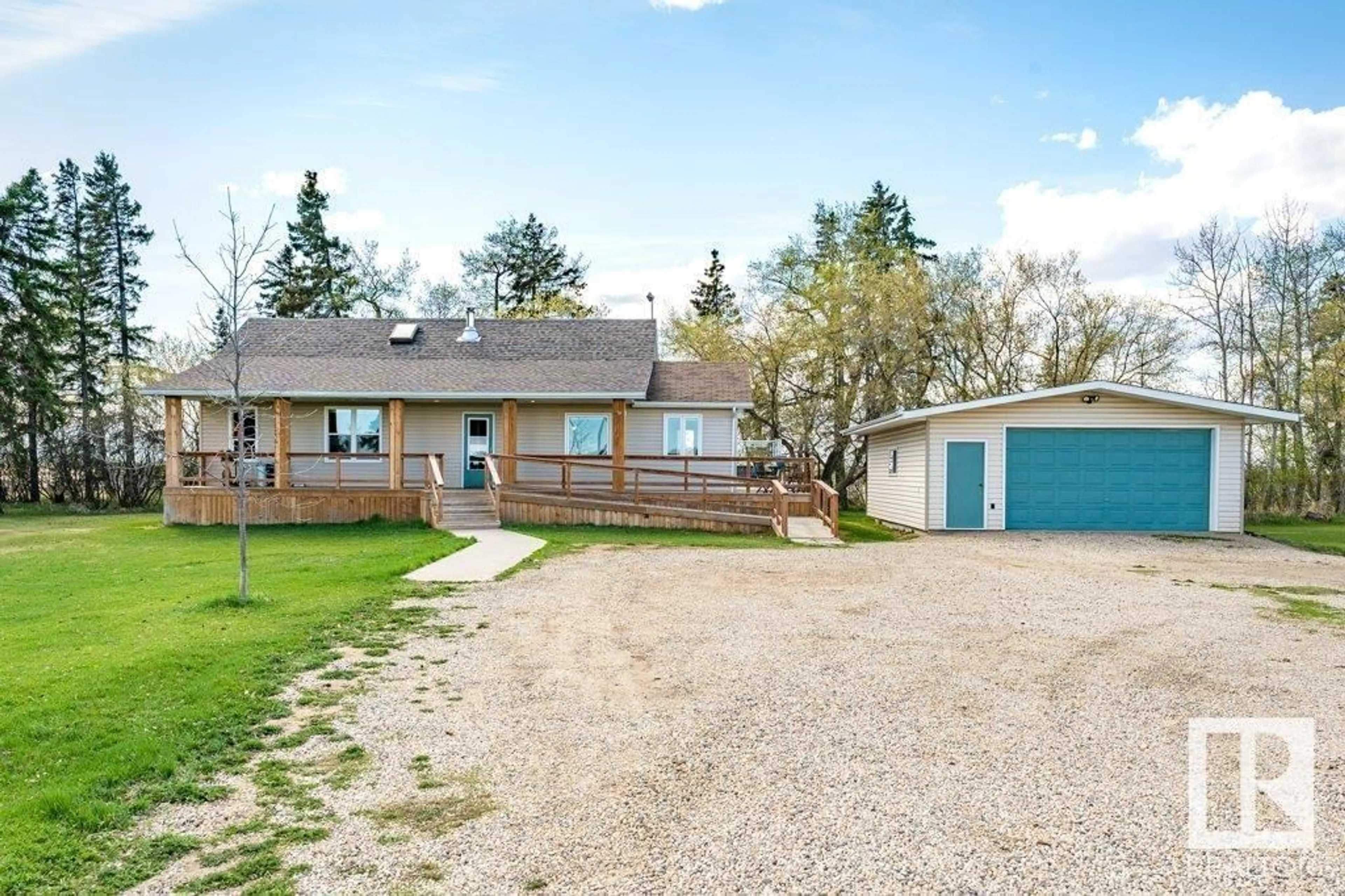 A pic from outside/outdoor area/front of a property/back of a property/a pic from drone, street for 253044 TWP ROAD 470, Rural Wetaskiwin County Alberta T9A1X2