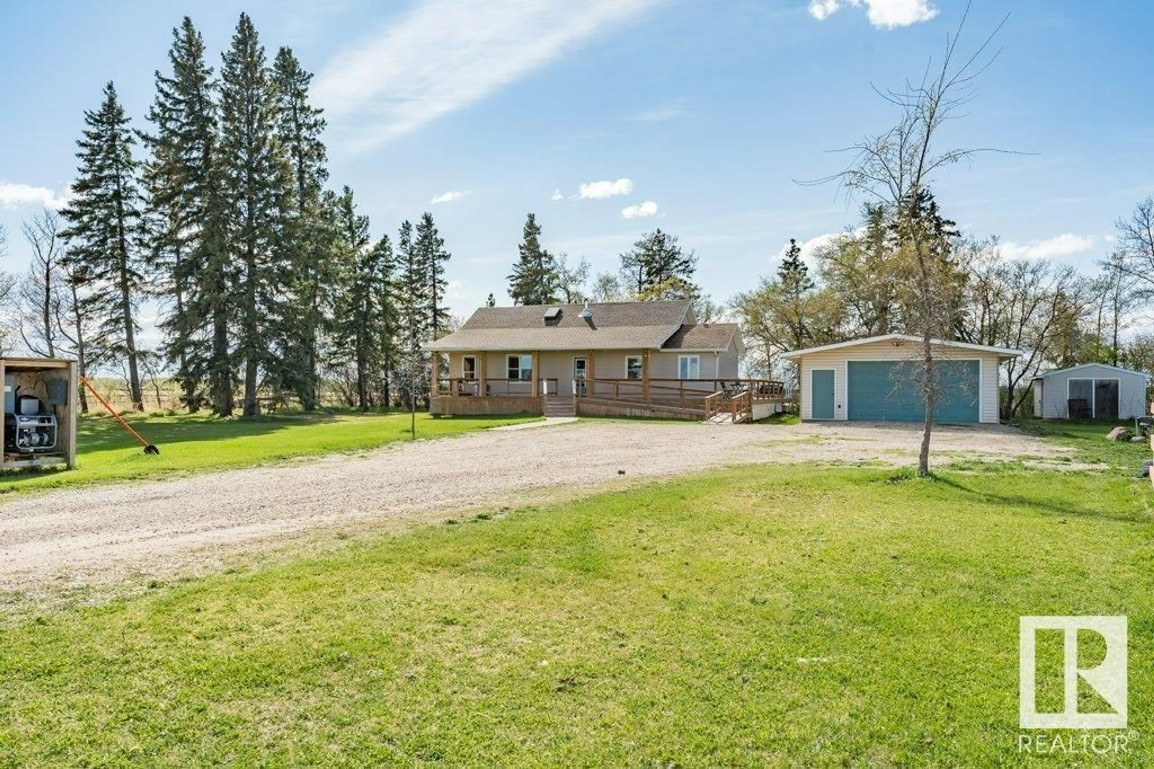 A pic from outside/outdoor area/front of a property/back of a property/a pic from drone, unknown for 253044 TWP ROAD 470, Rural Wetaskiwin County Alberta T9A1X2